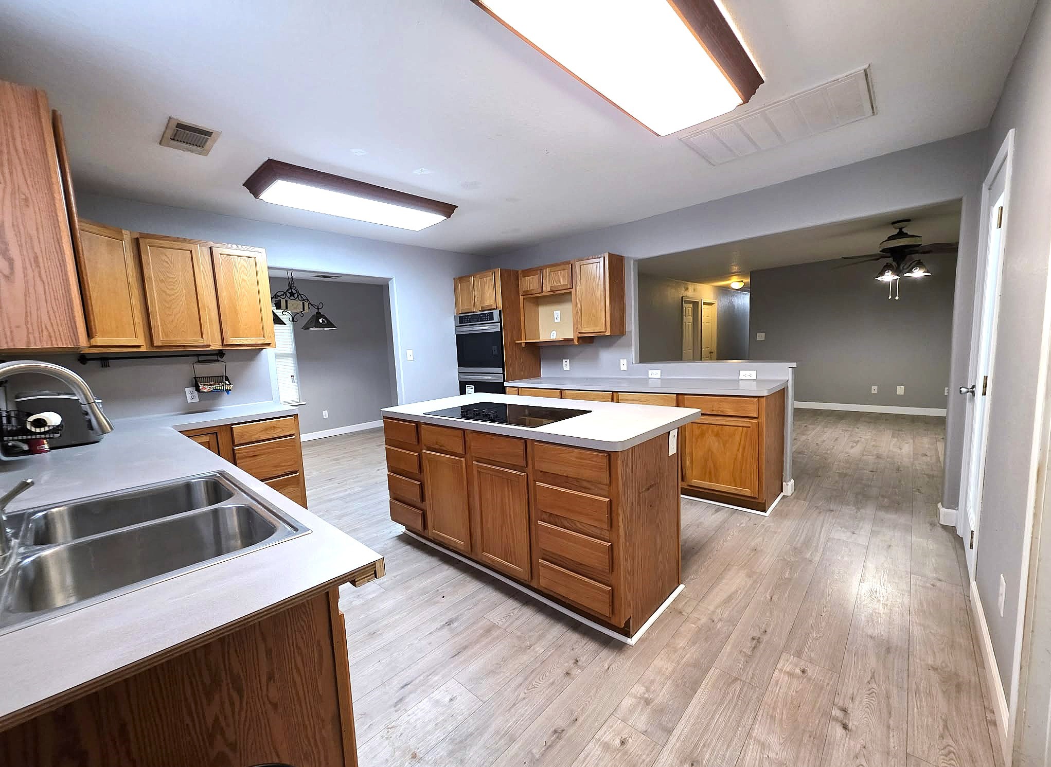 1187 County Road 6479 Property Photo 14