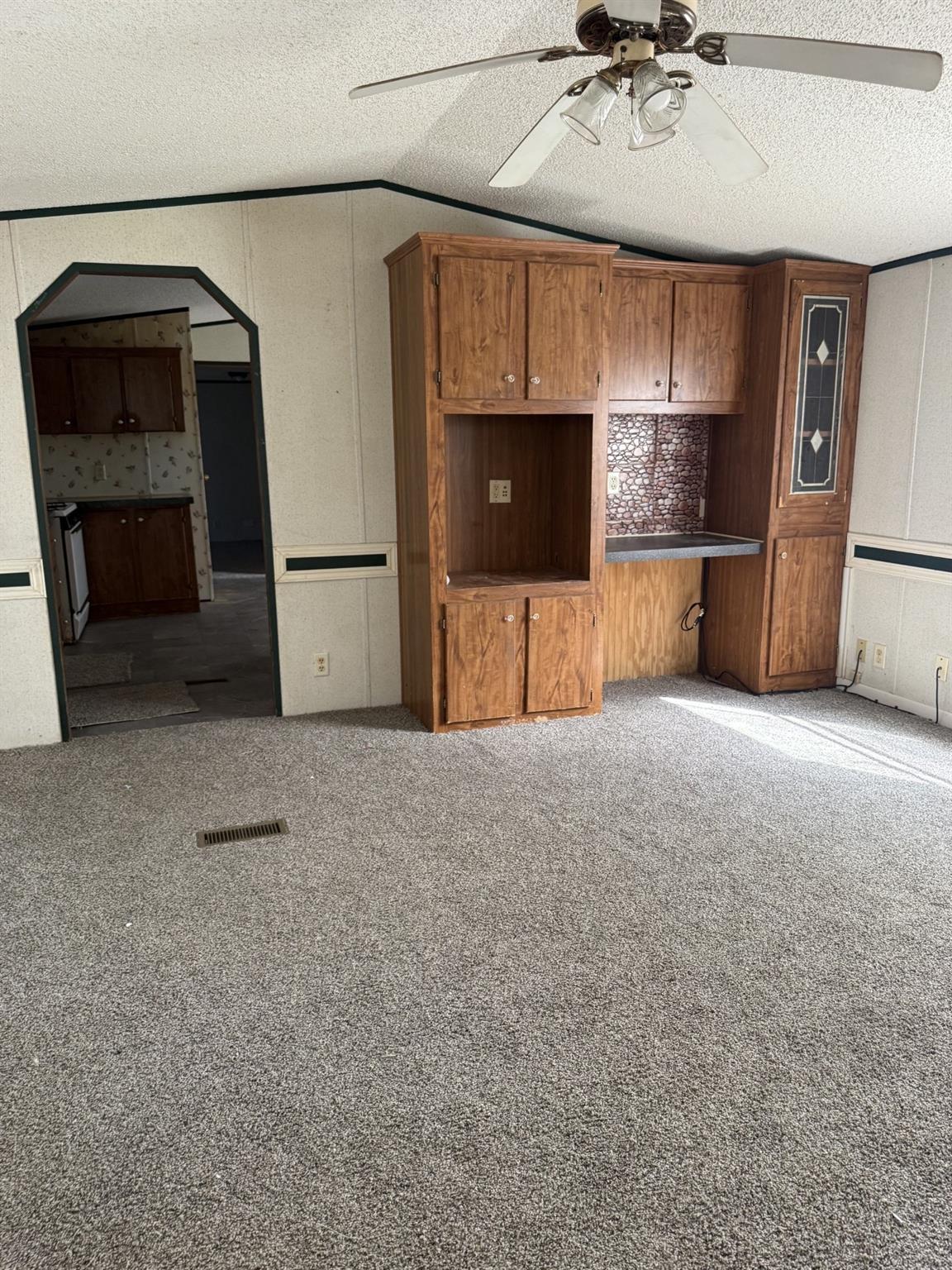 512 Harrison Avenue Property Photo 2