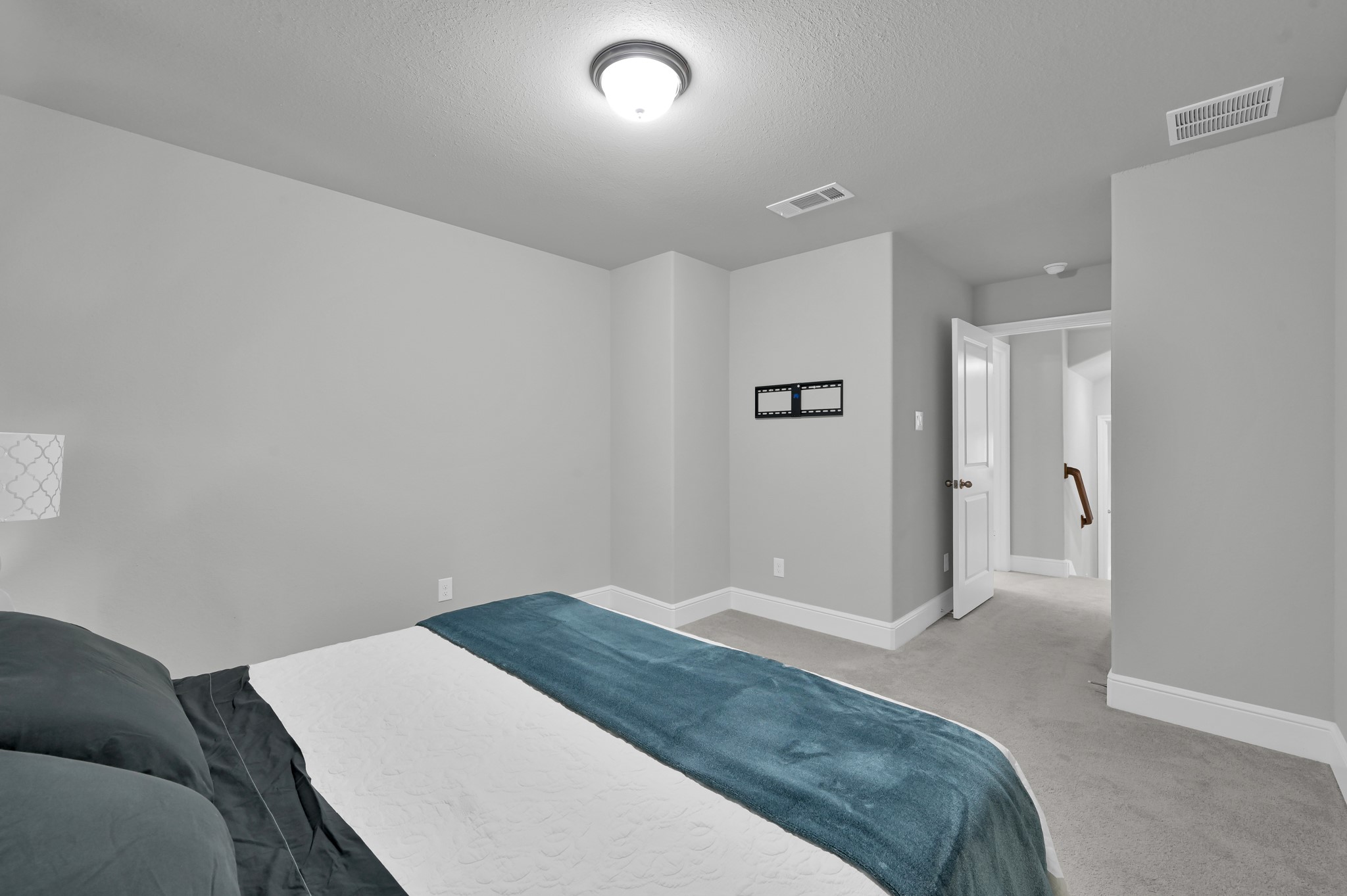 10053 Preserve Way Property Photo 32