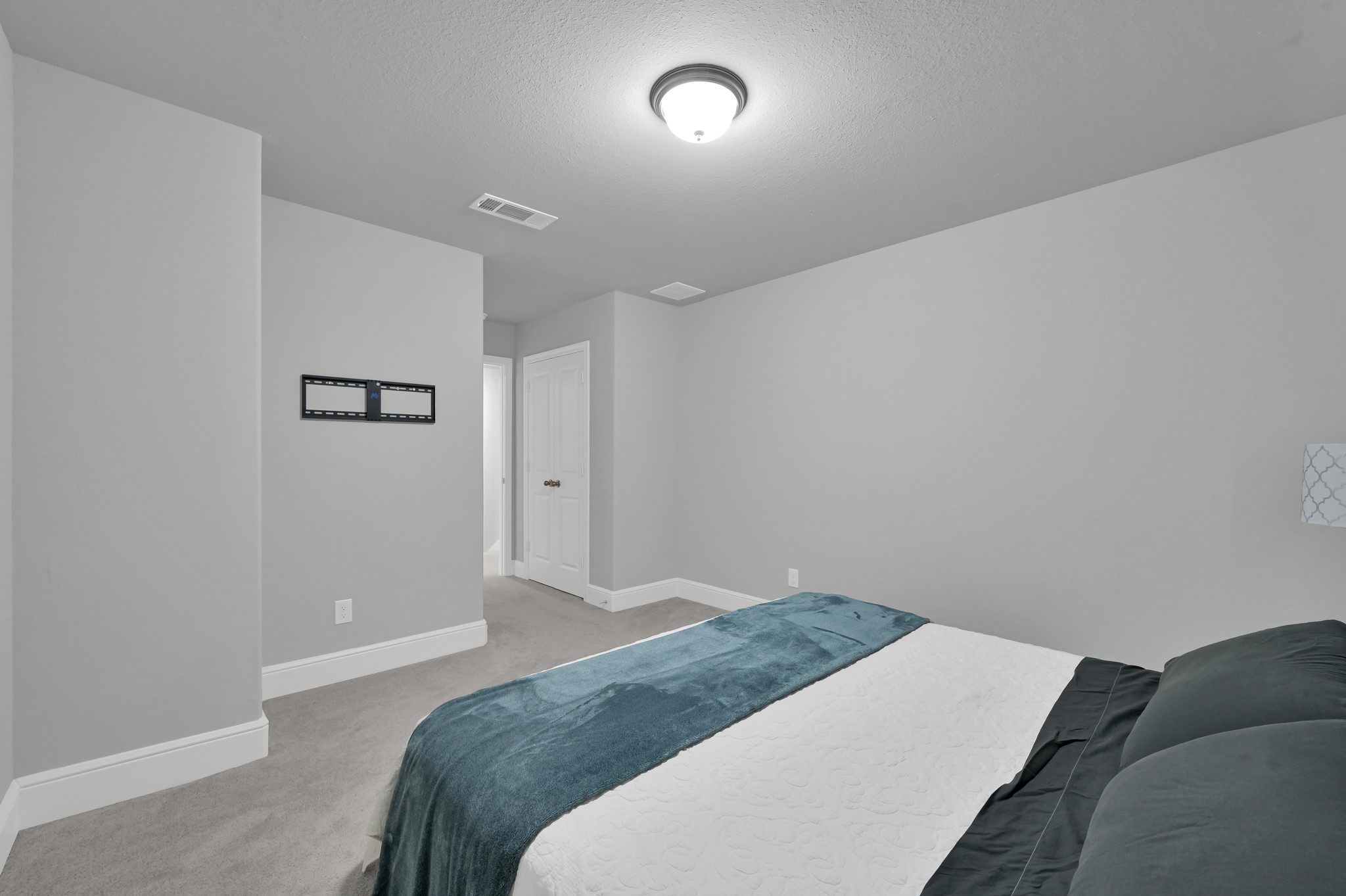 10053 Preserve Way Property Photo 33