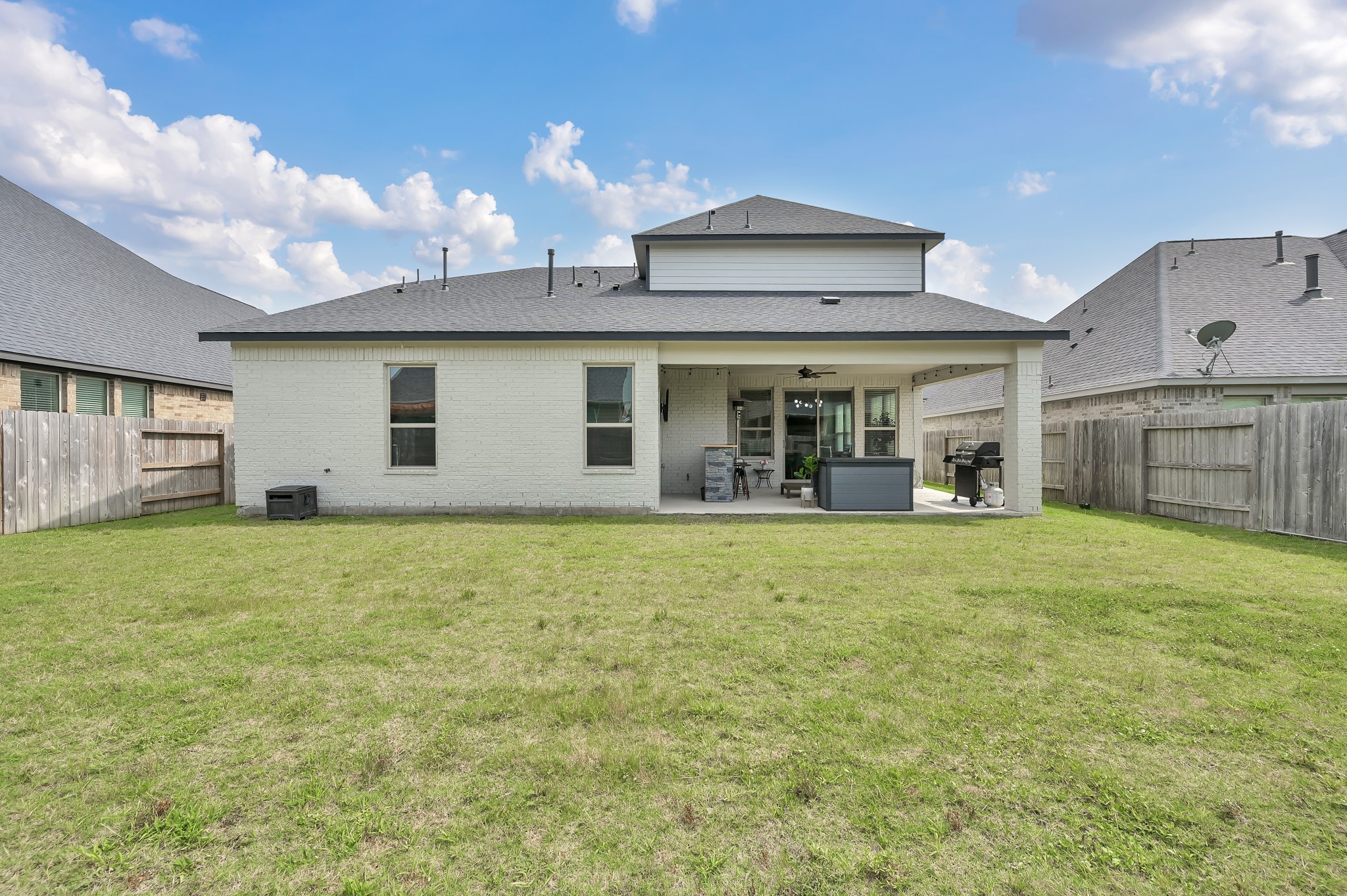 10053 Preserve Way Property Photo 48