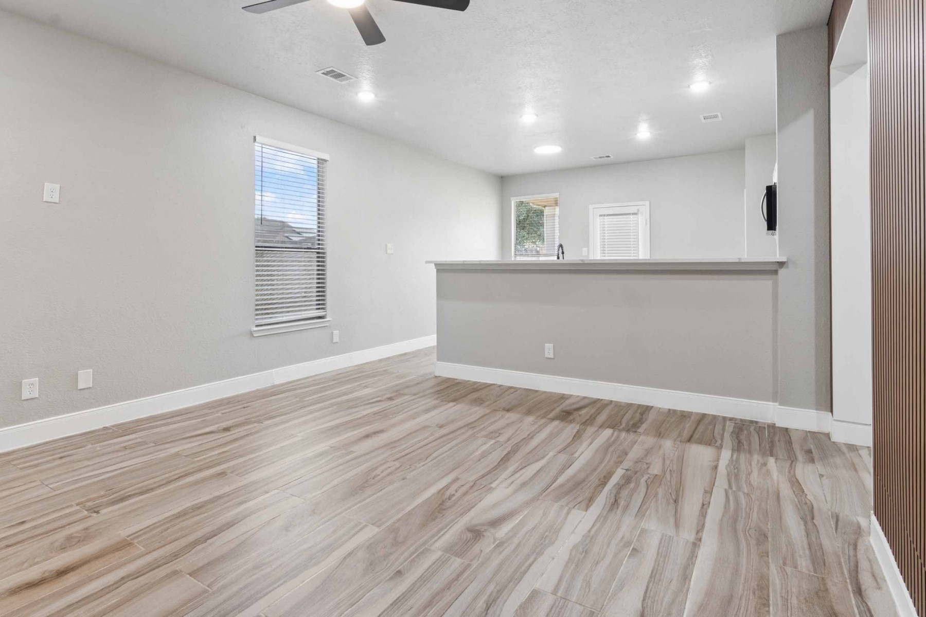 18523 Fair Grange Lane Property Photo 6