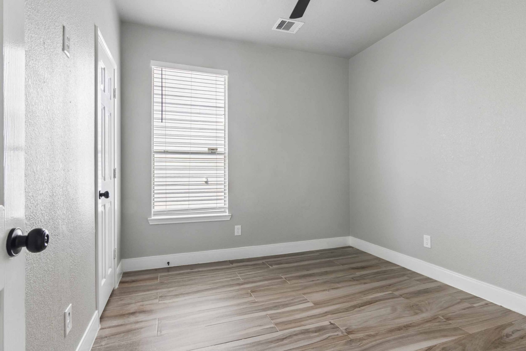 18523 Fair Grange Lane Property Photo 15