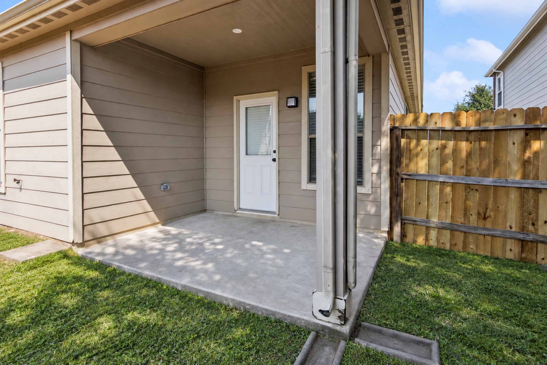 18523 Fair Grange Lane Property Photo 25