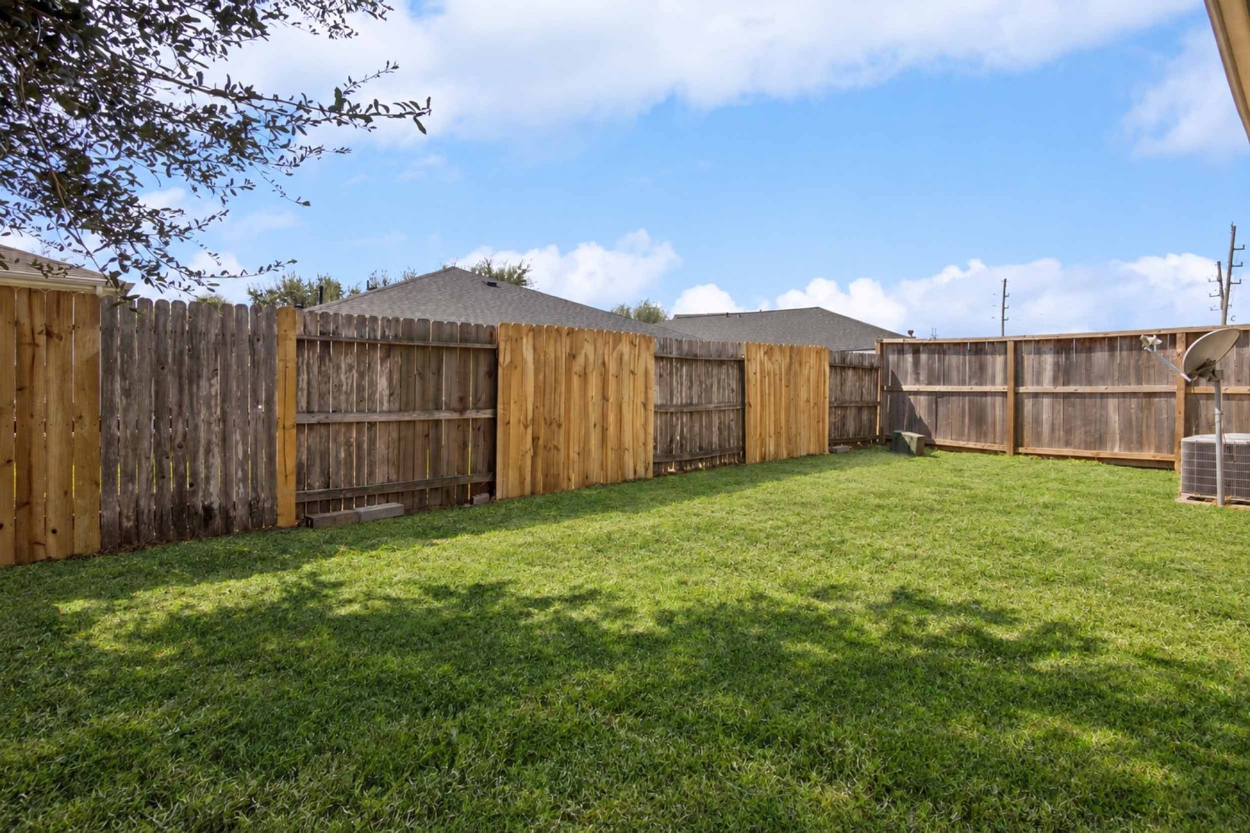 18523 Fair Grange Lane Property Photo 27