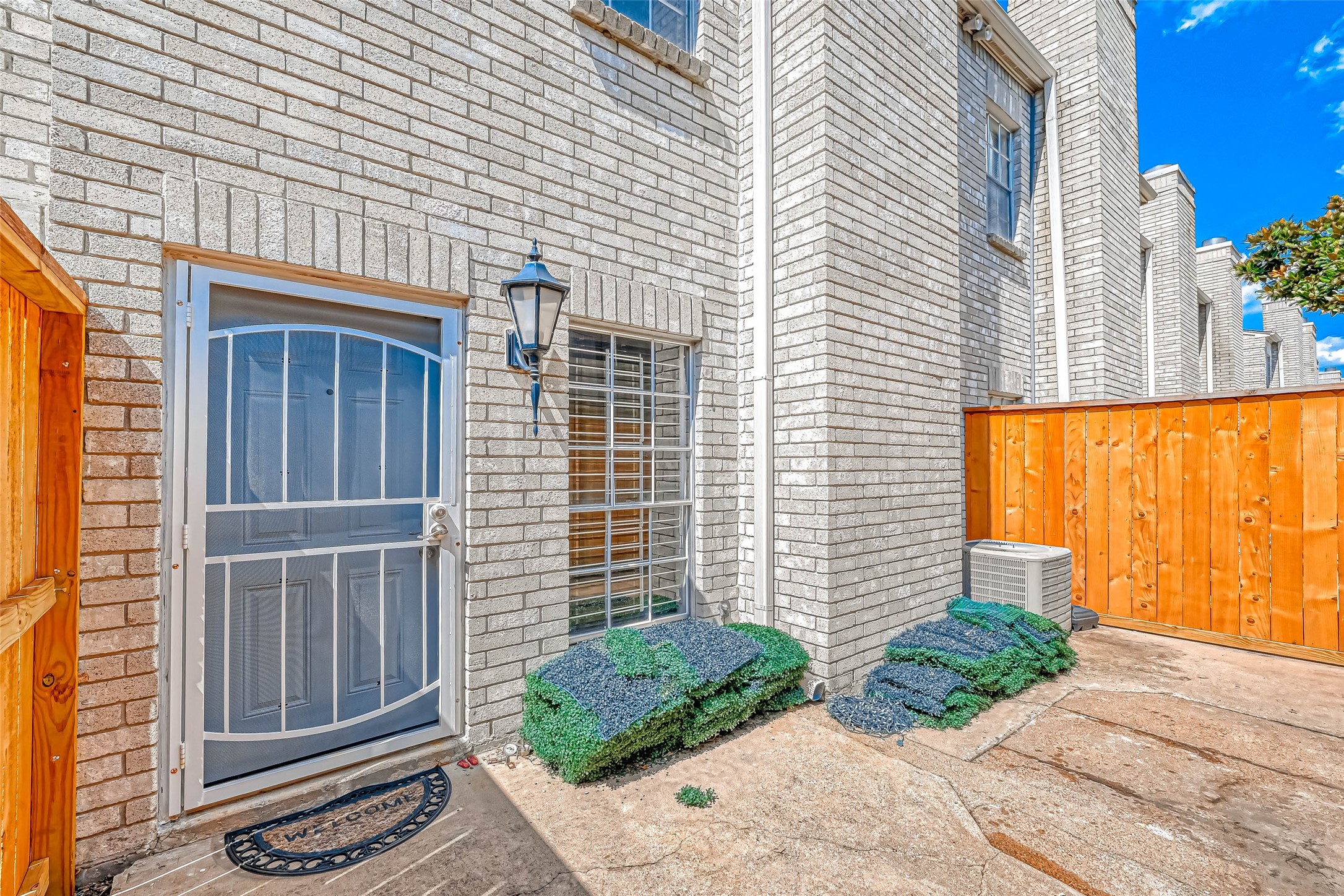 3780 Tanglewilde Street 604 Property Photo 7