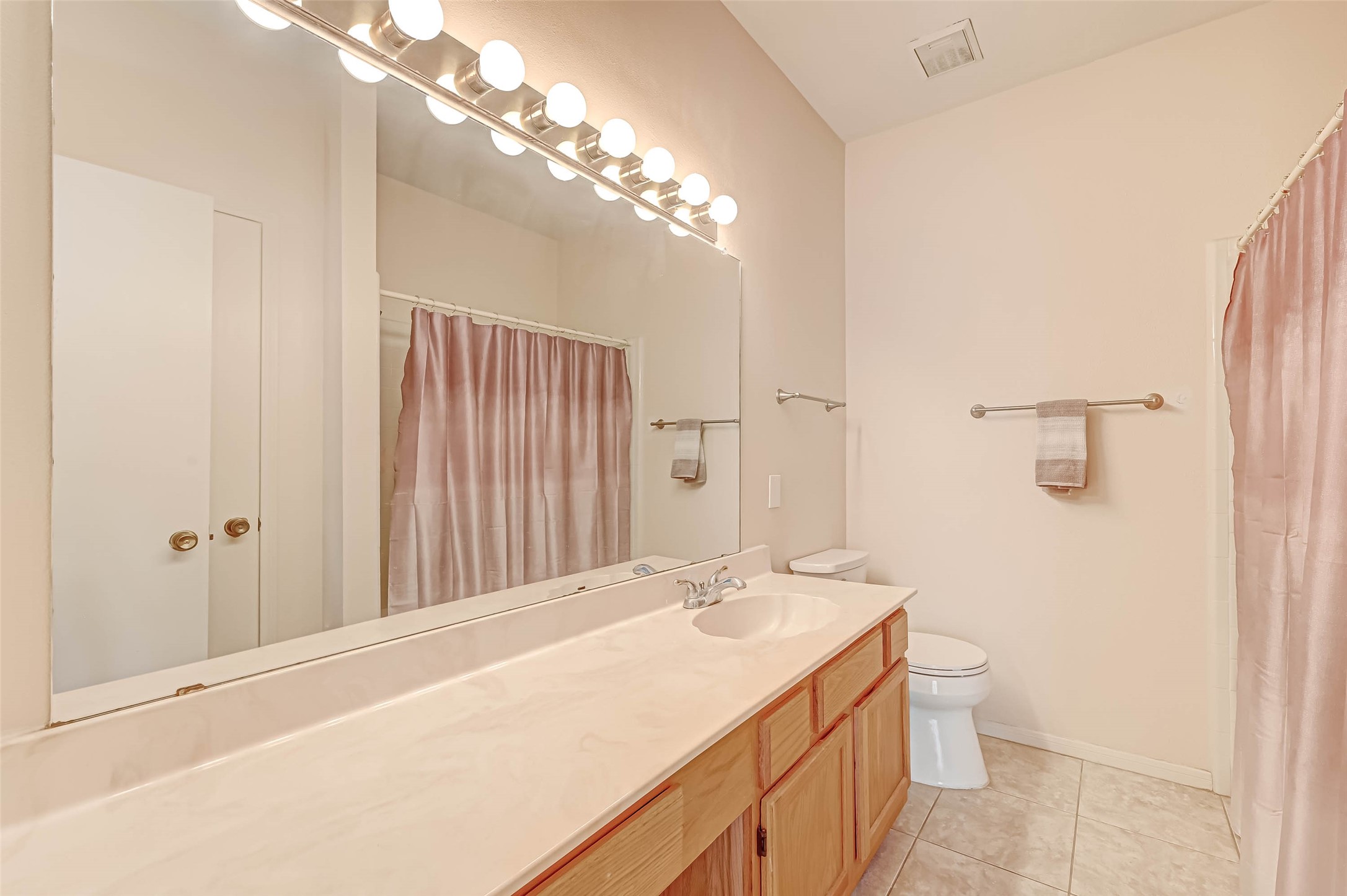 3780 Tanglewilde Street 604 Property Photo 29