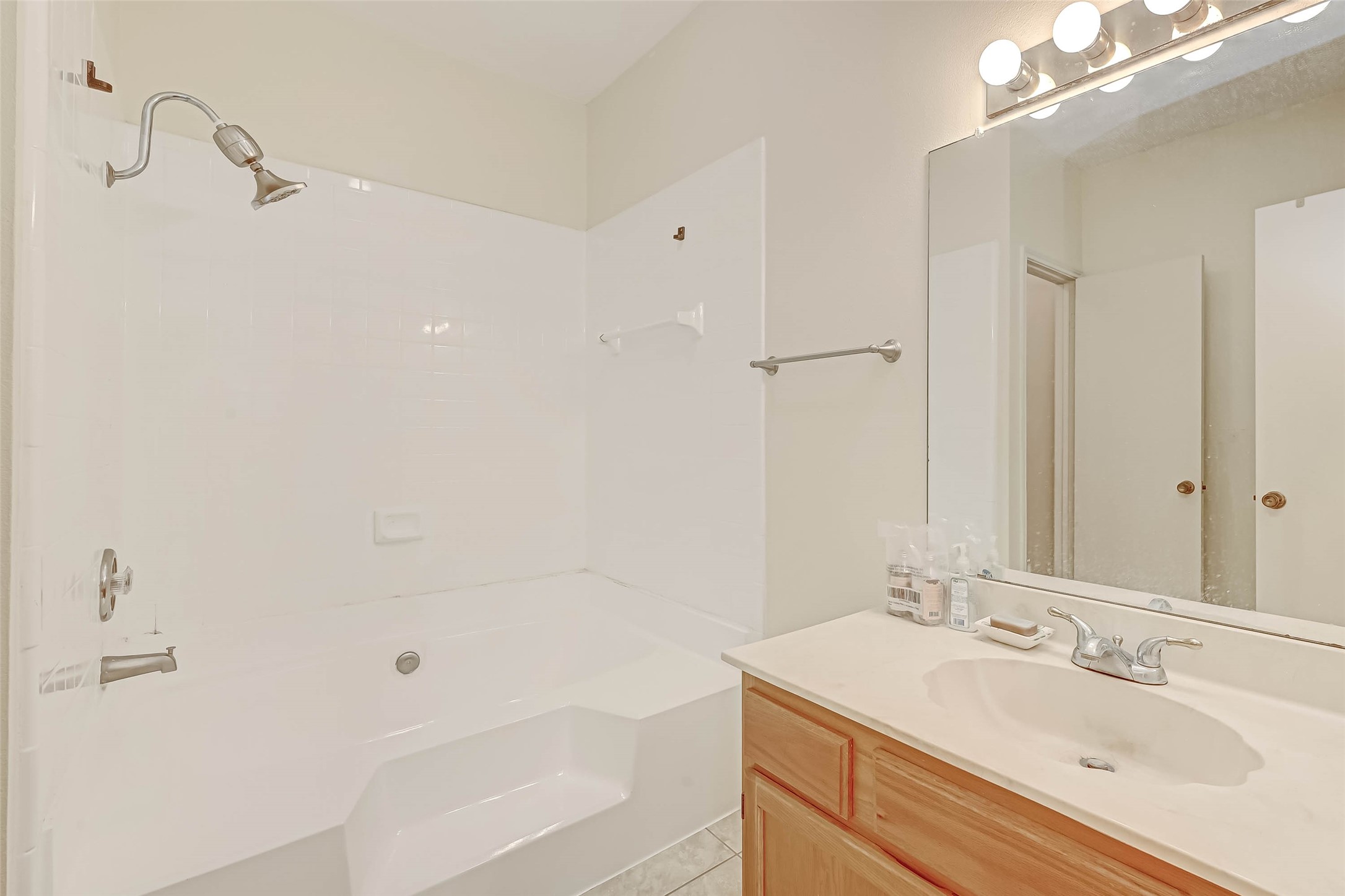 3780 Tanglewilde Street 604 Property Photo 38
