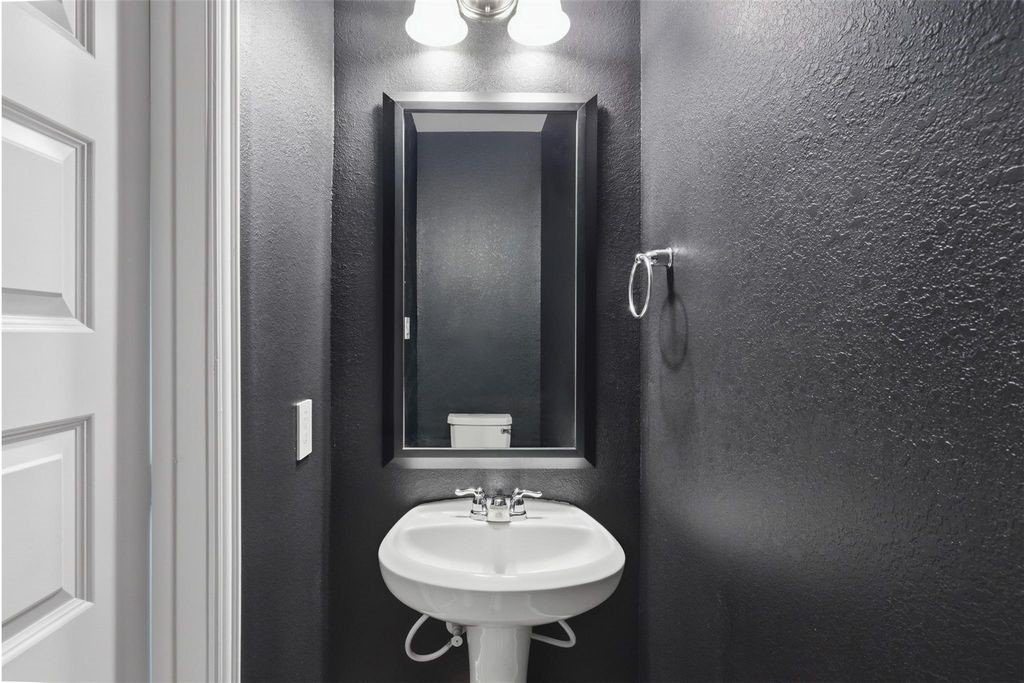 114 Skyshine Court Property Photo 17