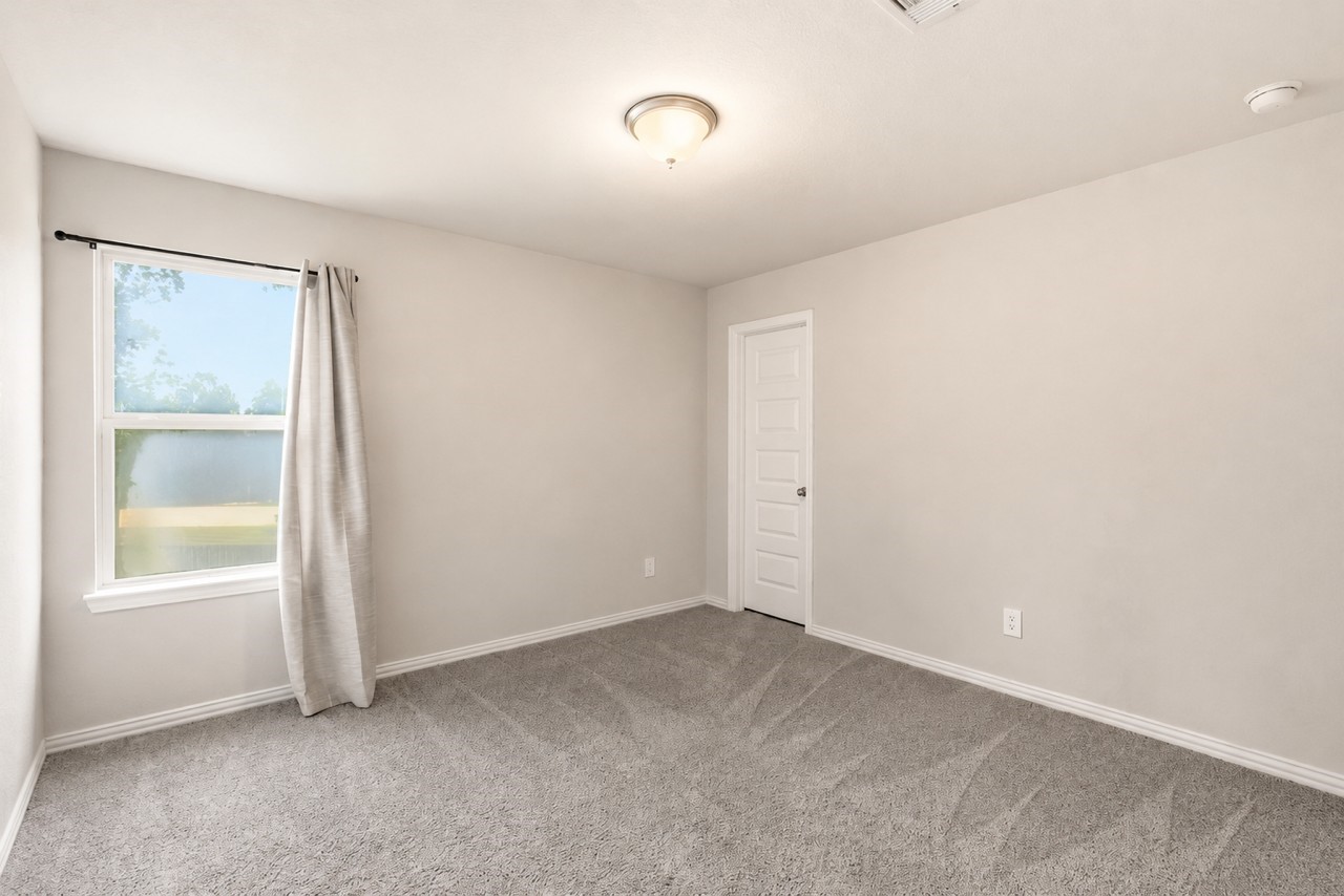 114 Skyshine Court Property Photo 23