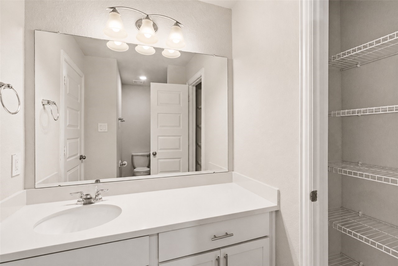 114 Skyshine Court Property Photo 27