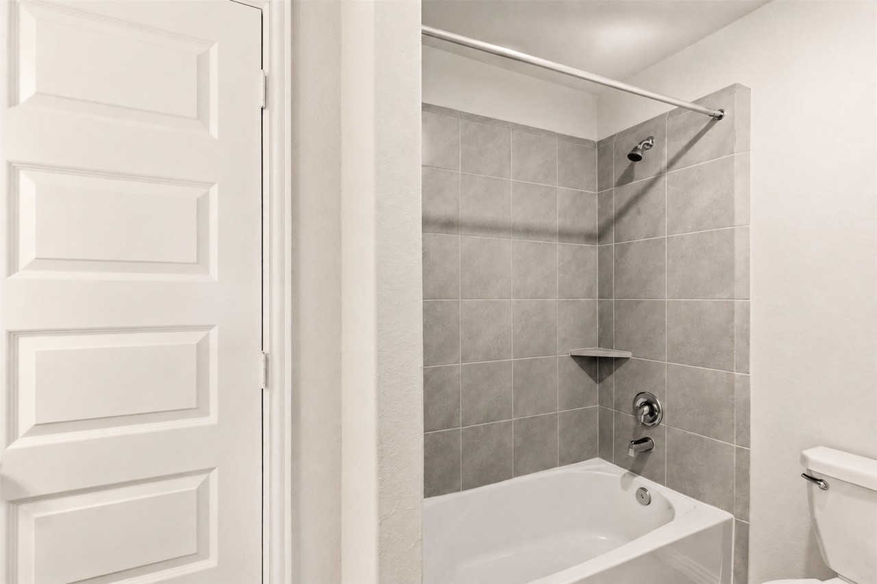114 Skyshine Court Property Photo 28