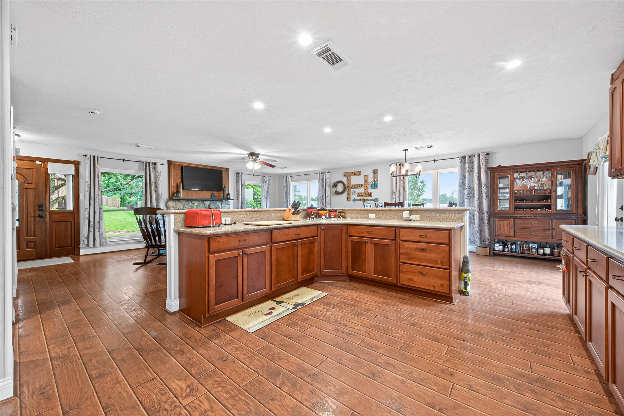 28111 Camille Drive Property Photo 16