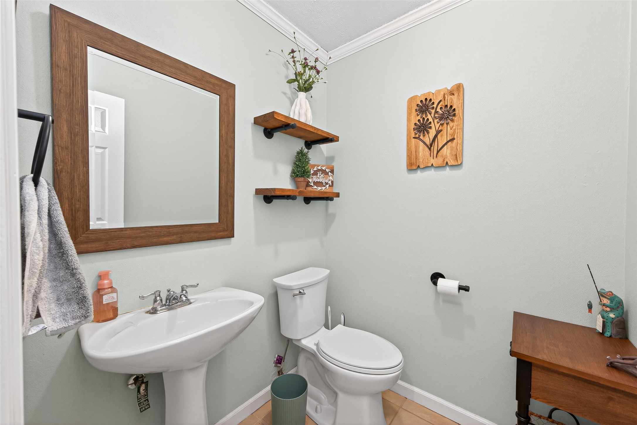 28111 Camille Drive Property Photo 17