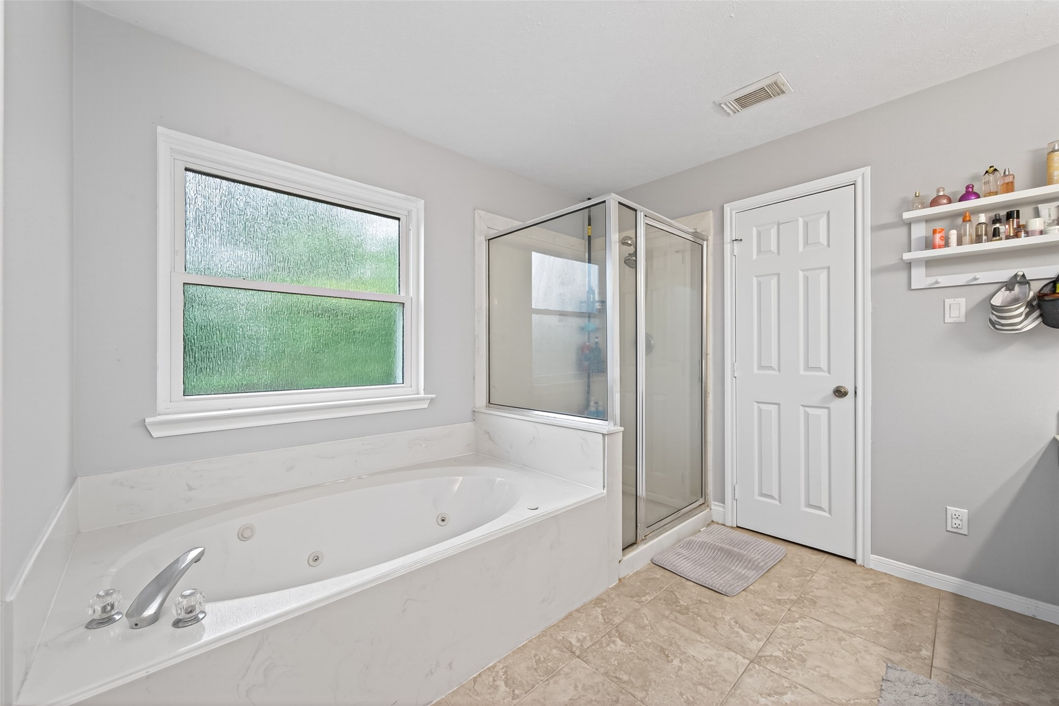 28111 Camille Drive Property Photo 21