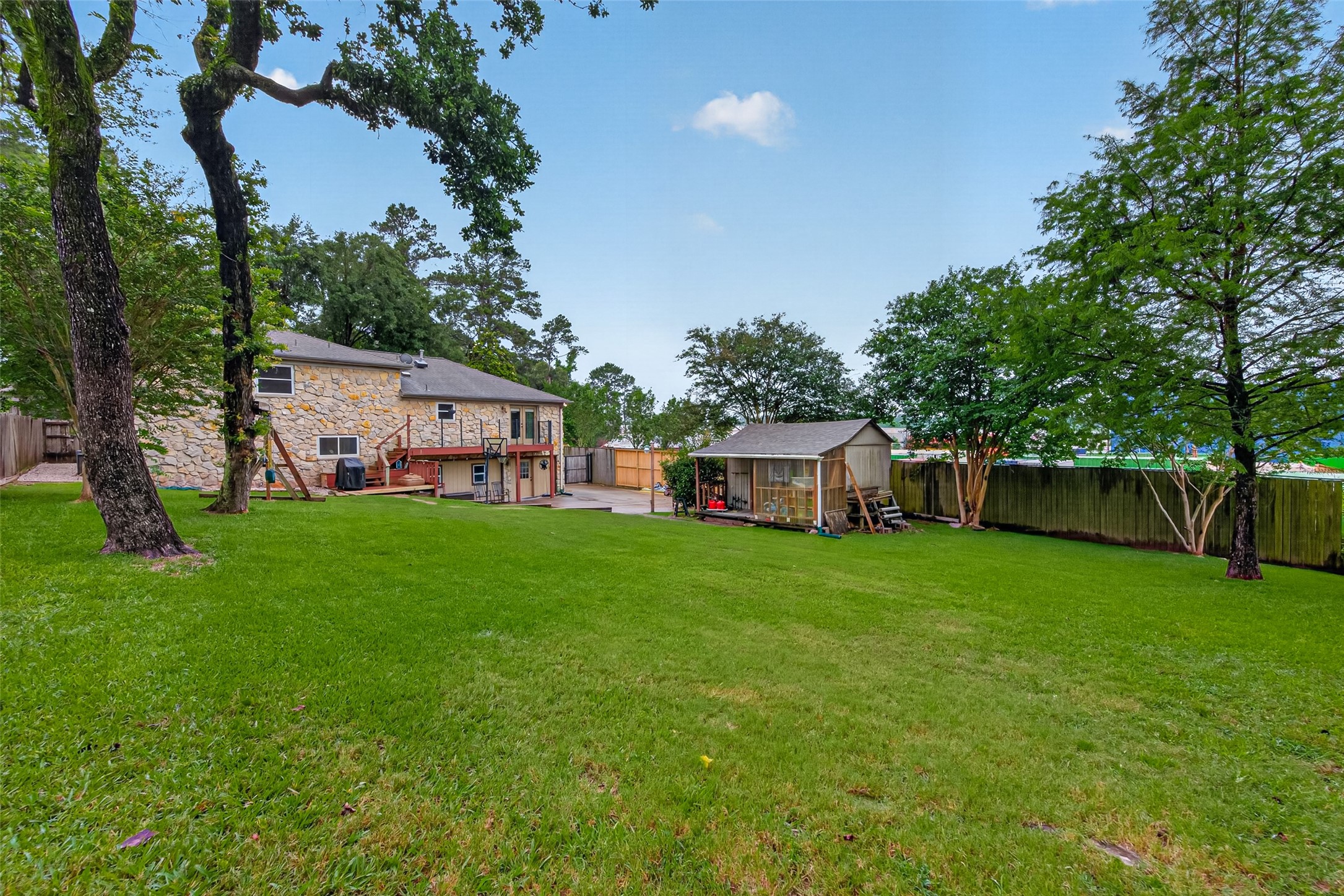 28111 Camille Drive Property Photo 44