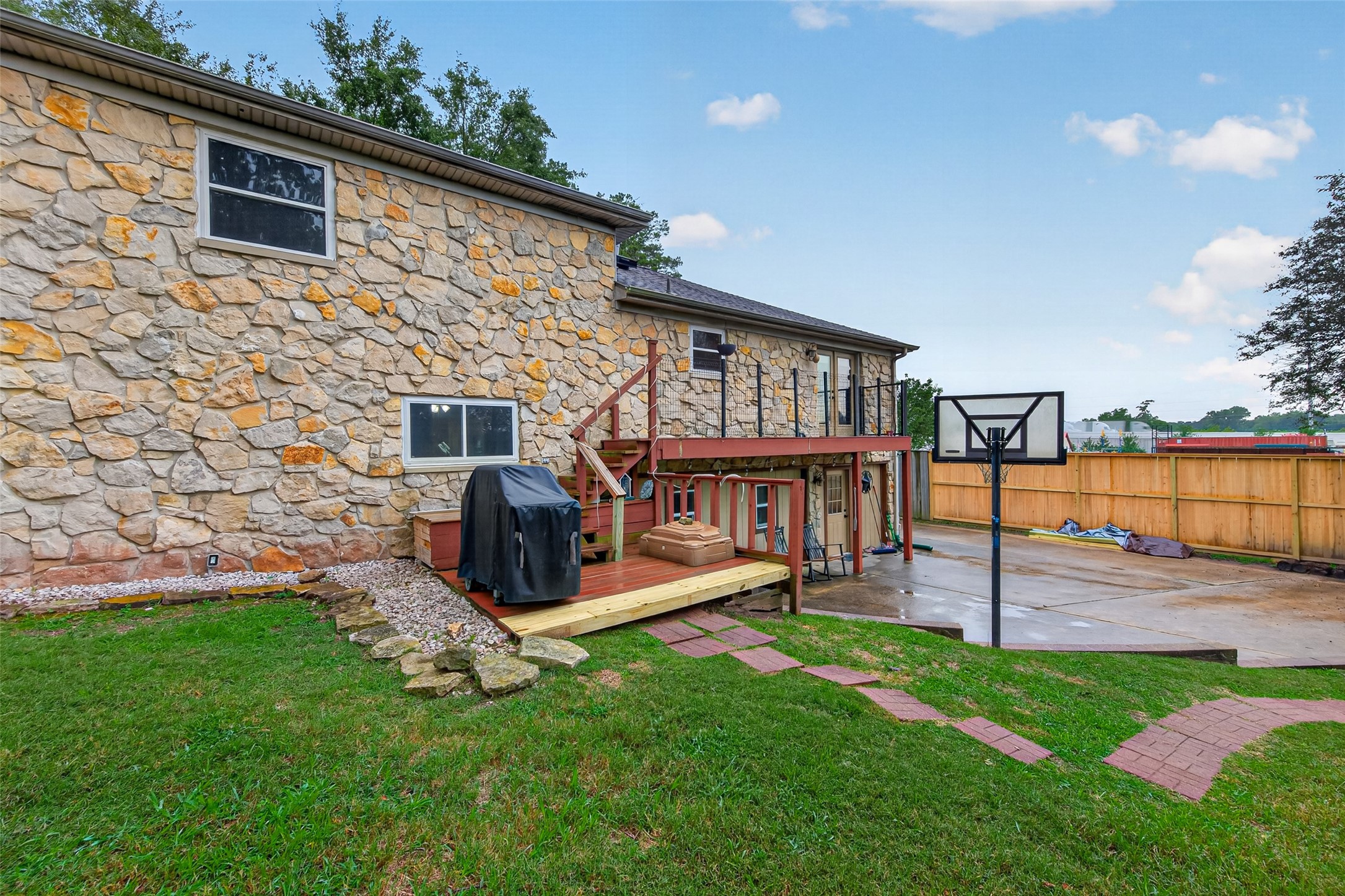 28111 Camille Drive Property Photo 45