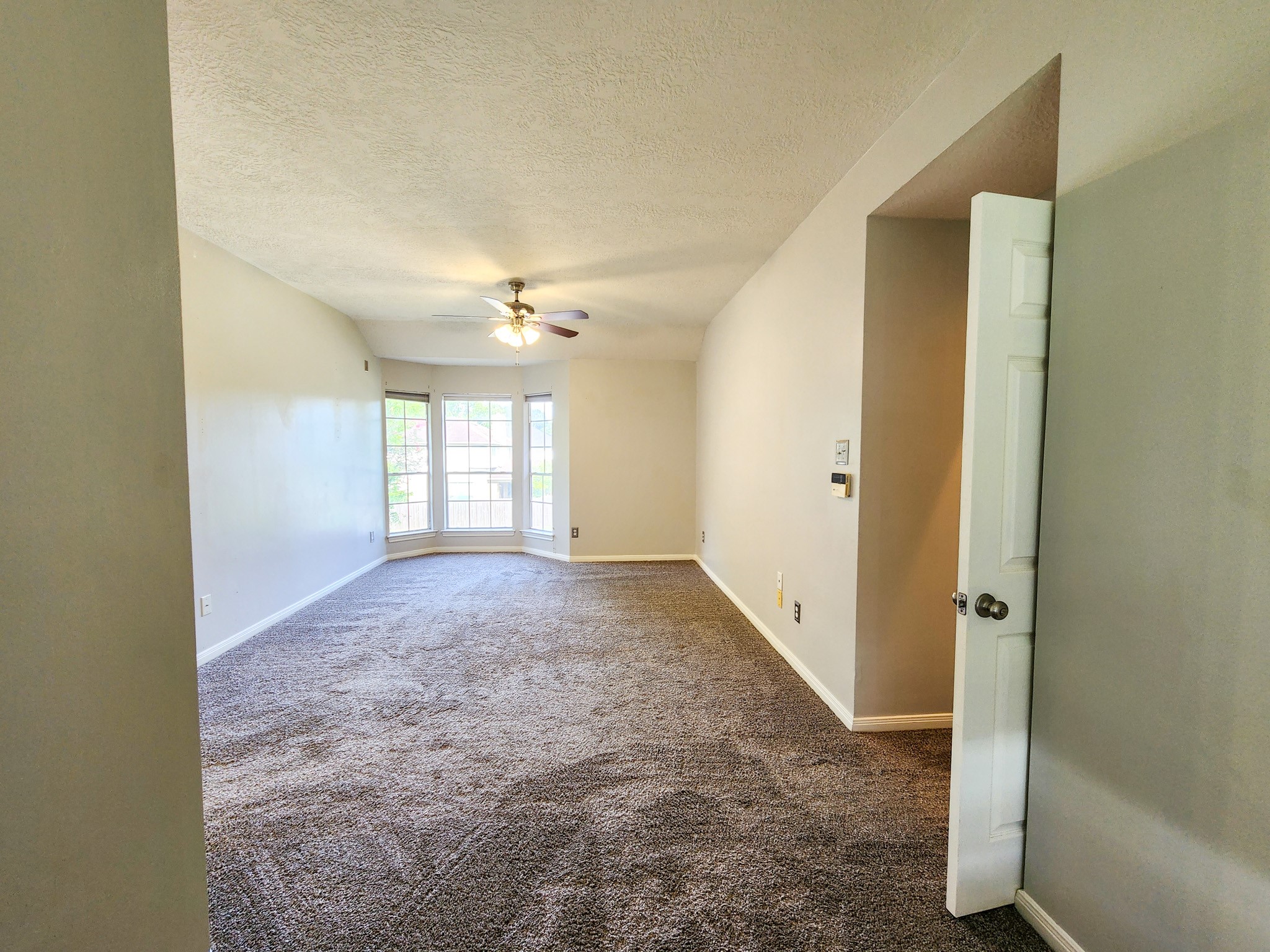 2412 N Mission Circle Property Photo 22