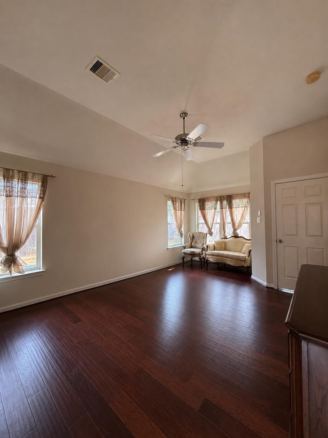 8726 Rollick Drive Property Photo 22