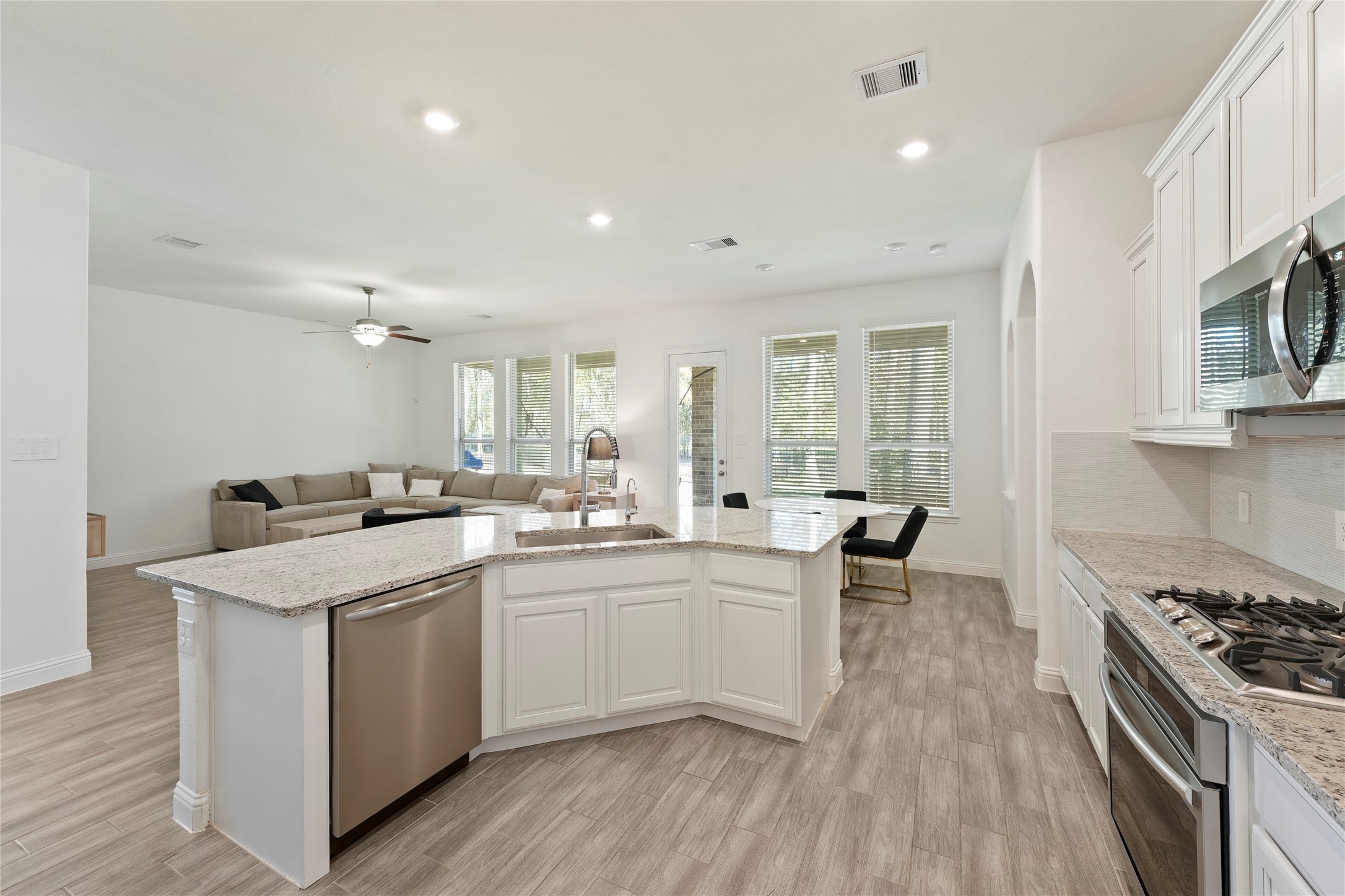 8054 Mckittrick Ridge Drive Property Photo 15
