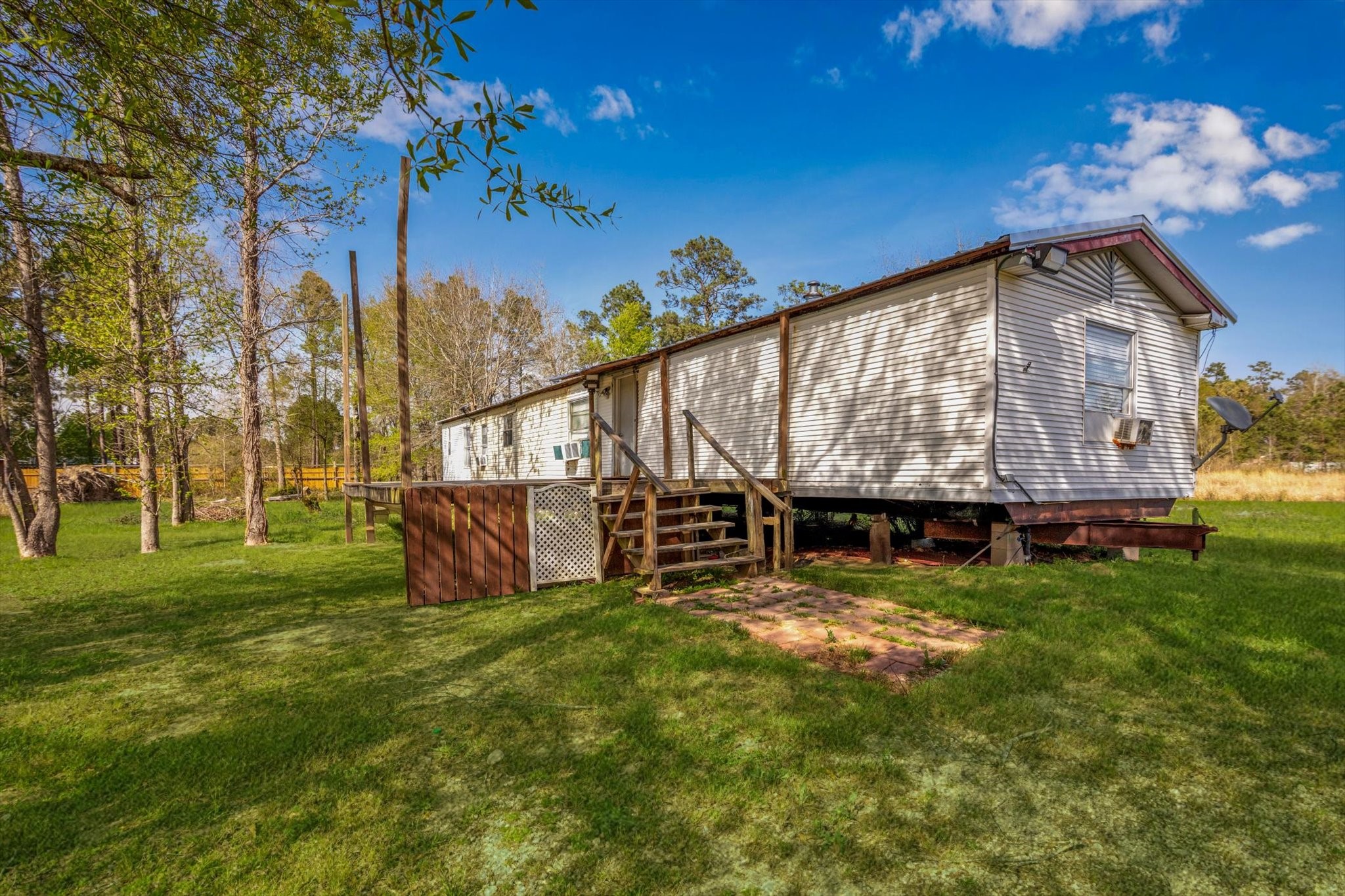 1867 County Road 3550 Property Photo