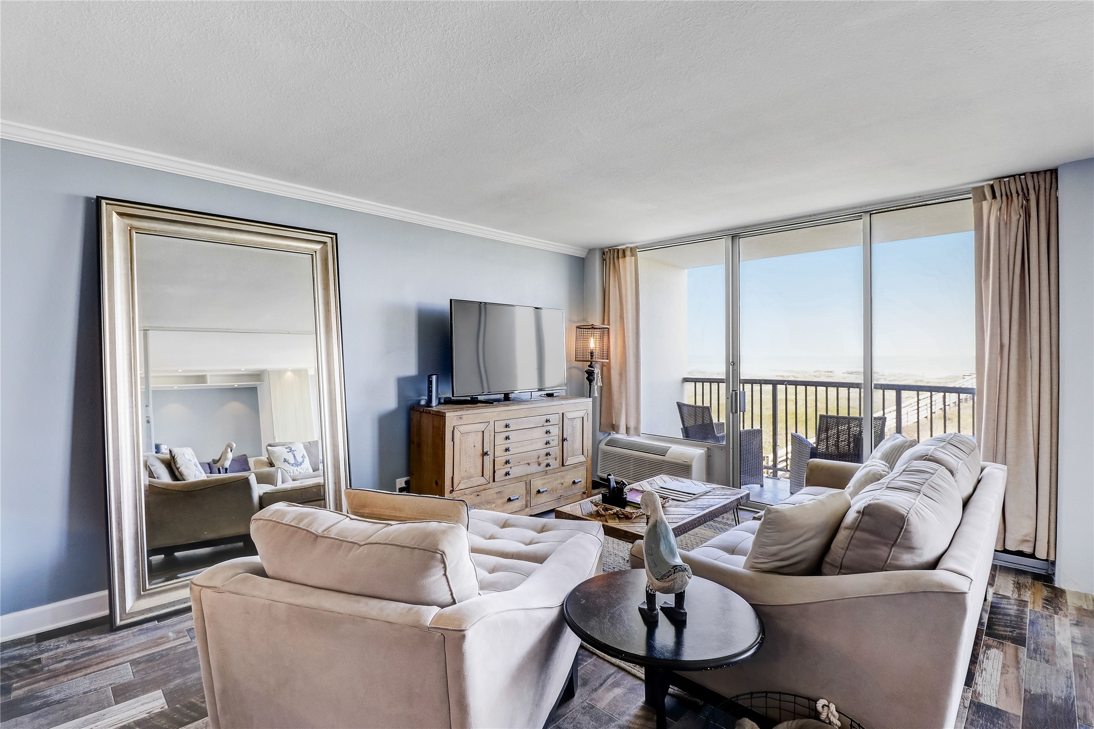 415 E Beach 103 Property Photo 1