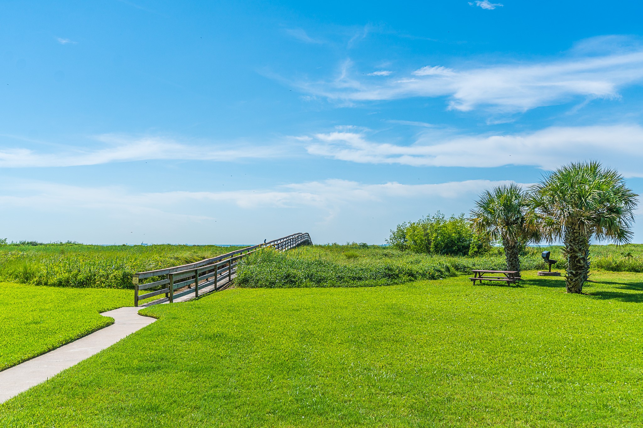 415 E Beach 103 Property Photo 15