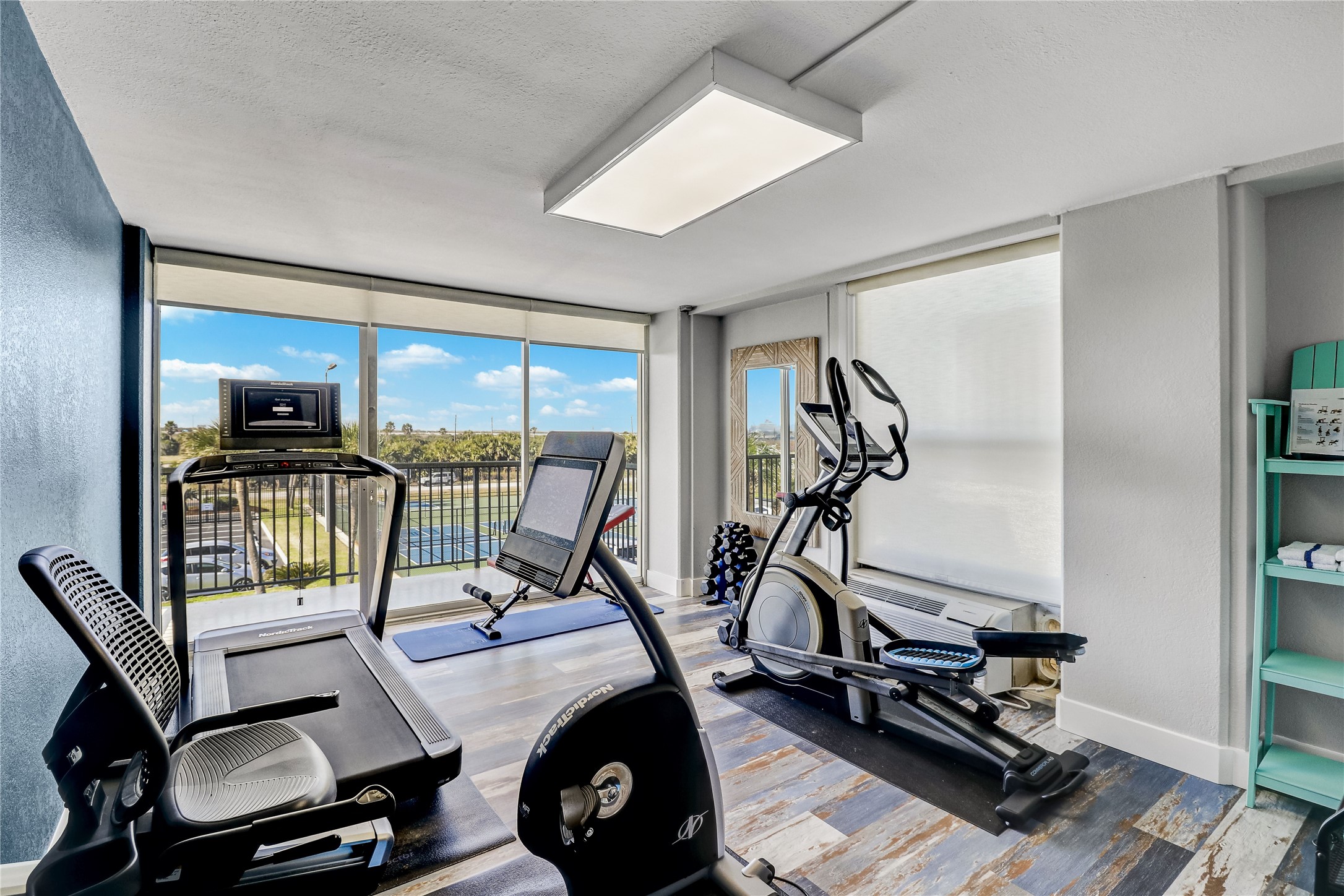 415 E Beach 103 Property Photo 20