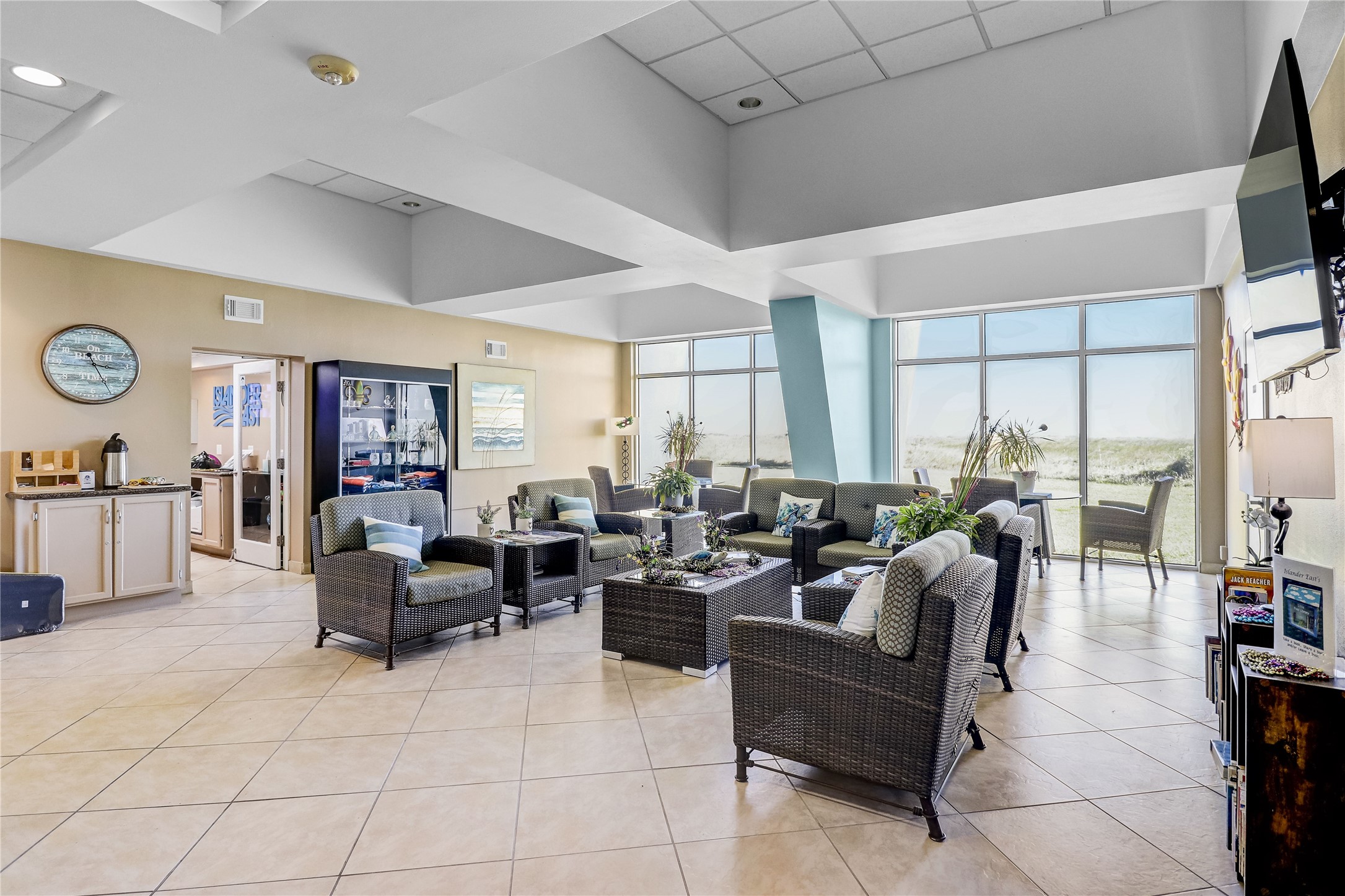 415 E Beach 103 Property Photo 26