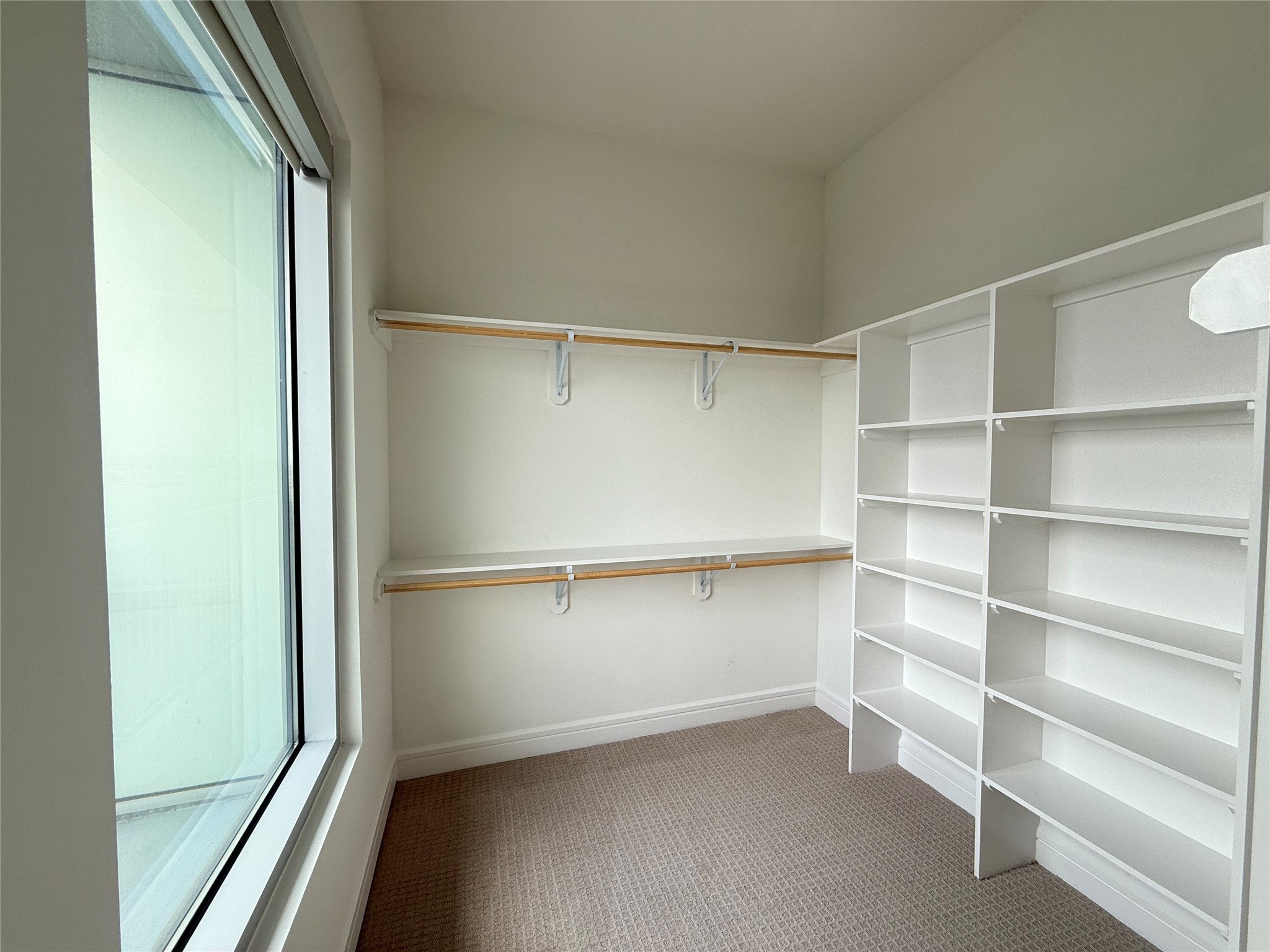 3300 Main St B1. Property Photo 11