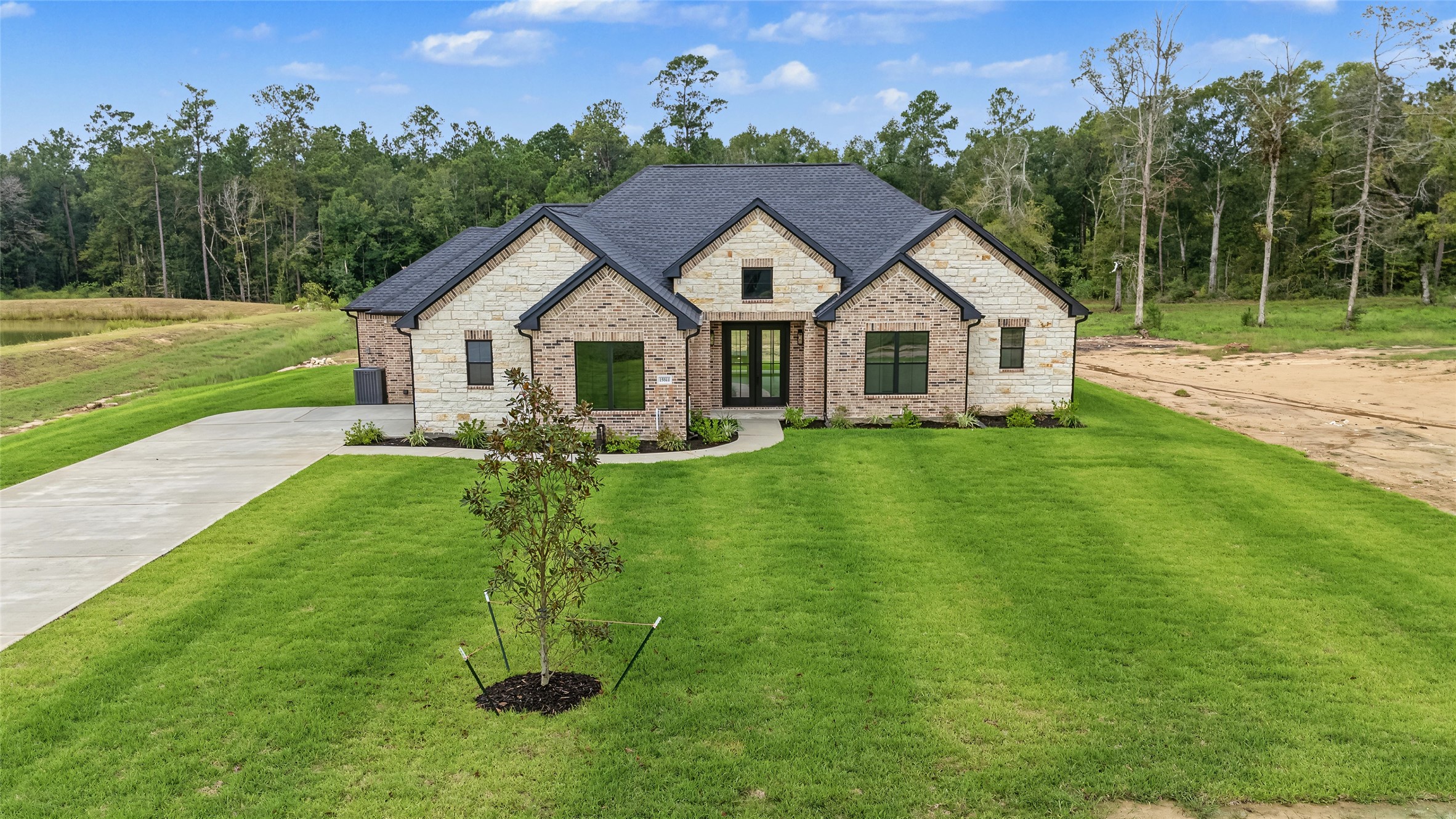 15044 Tybee Lane Property Photo 1