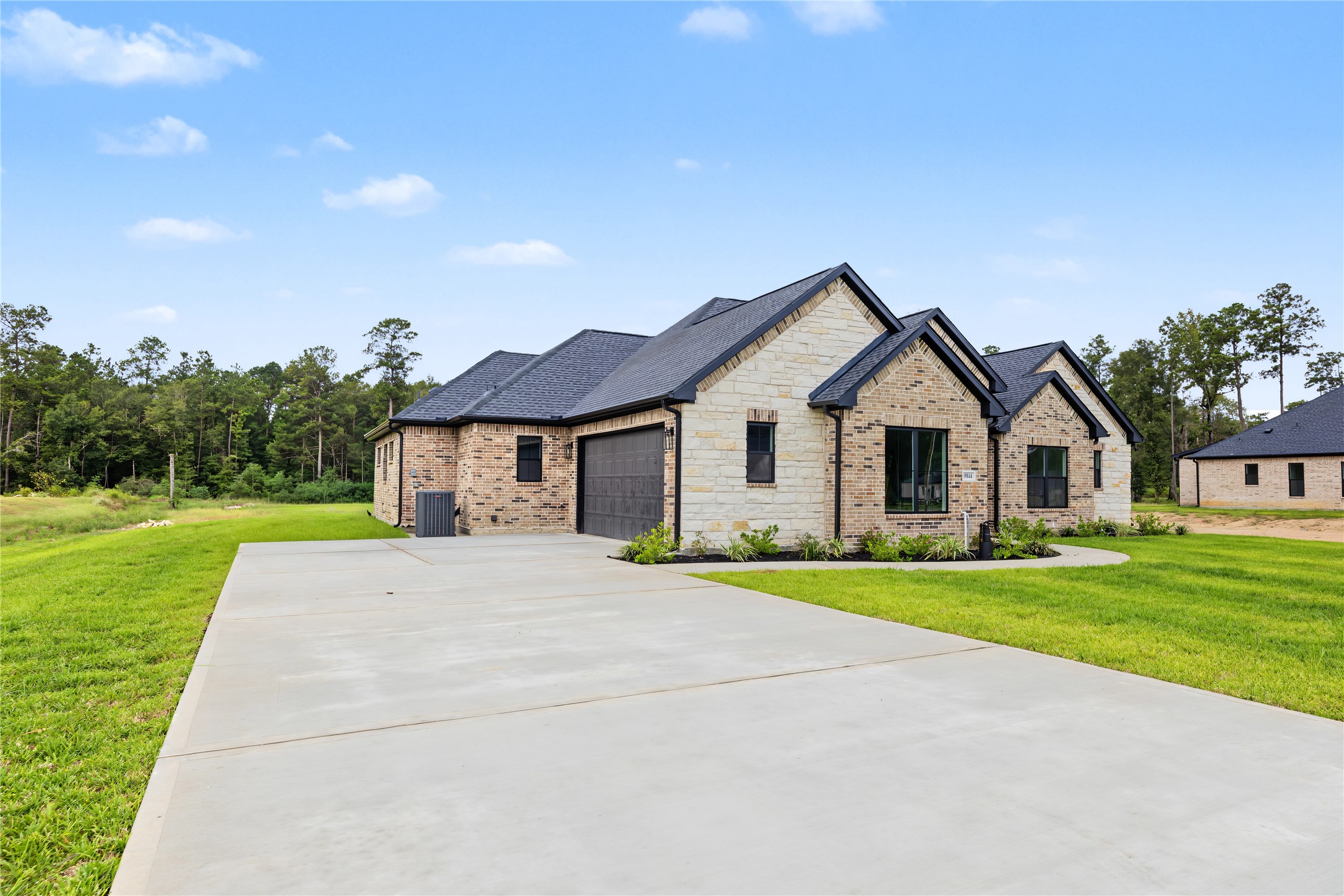 15044 Tybee Lane Property Photo 4