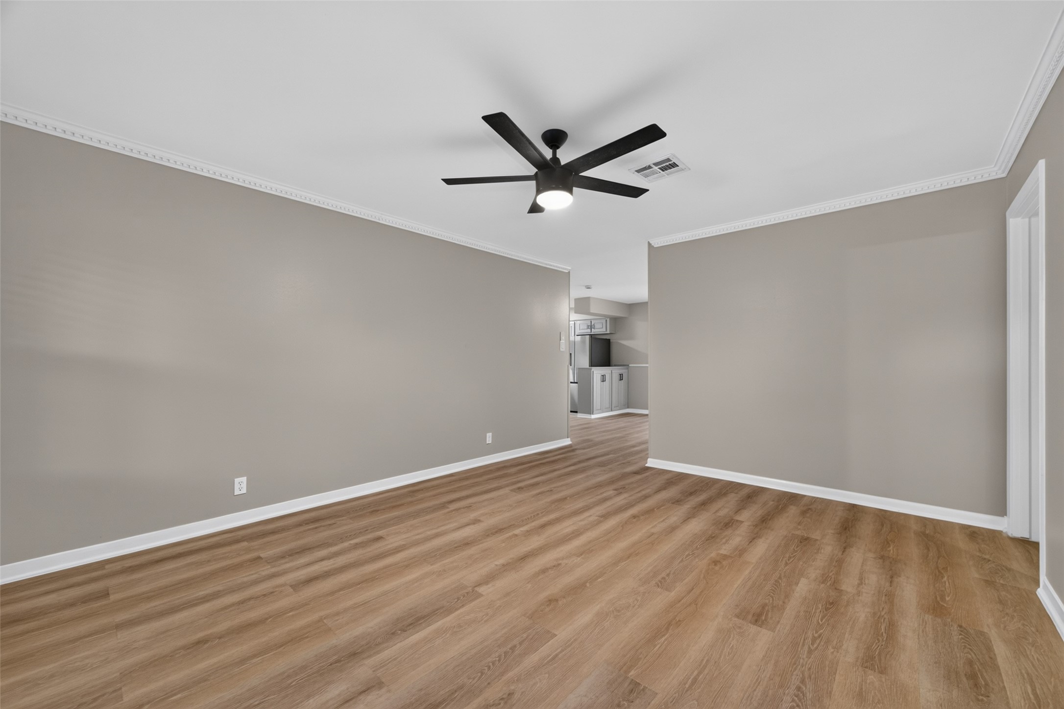 9614 Hammerly Boulevard Property Photo 10