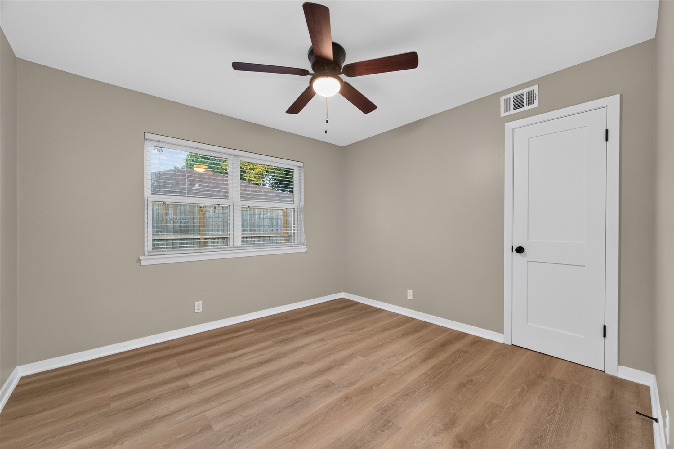 9614 Hammerly Boulevard Property Photo 28