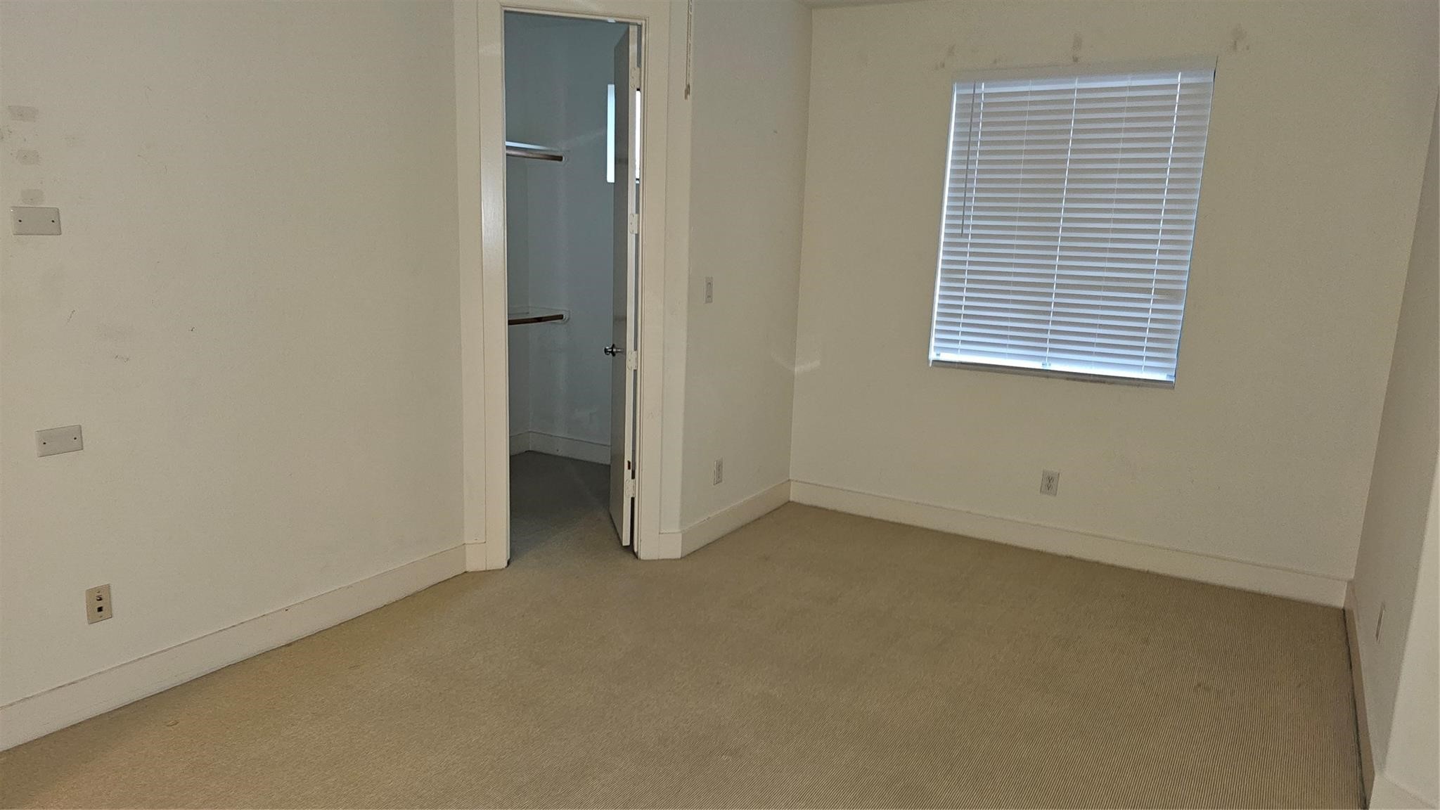 2301 Camden Drive B Property Photo 30