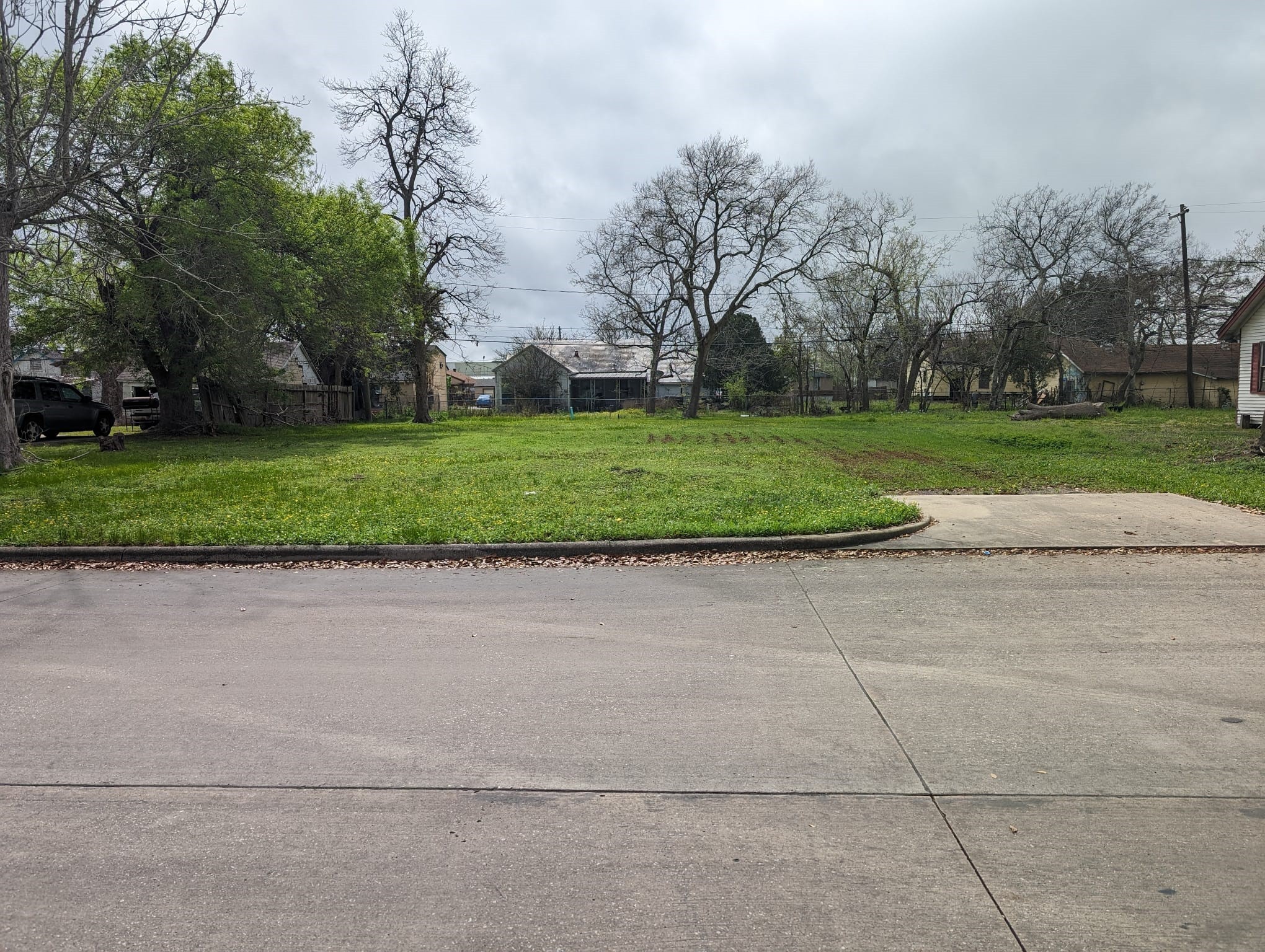 619 Gresham Street Property Photo 2