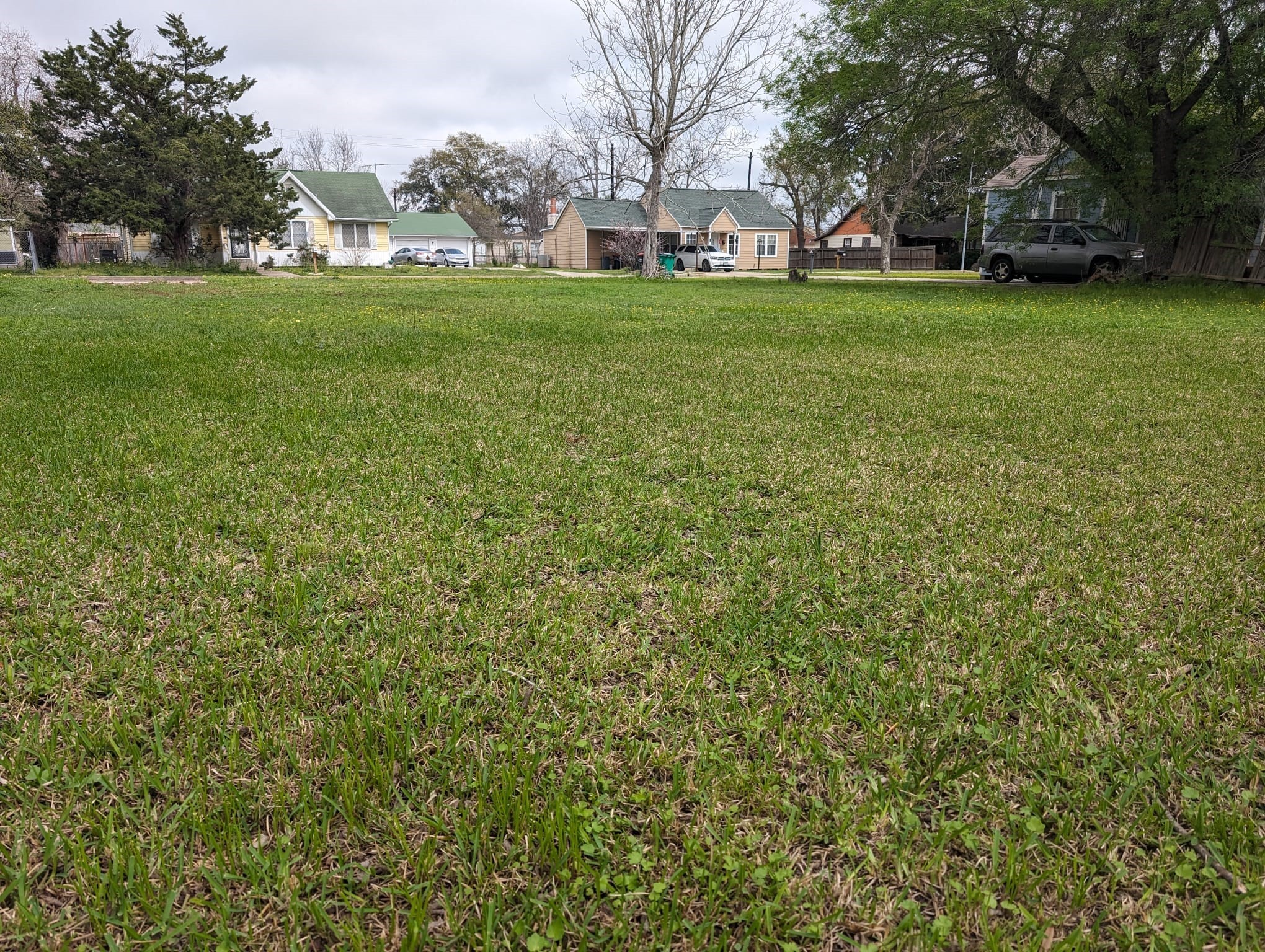 619 Gresham Street Property Photo 5