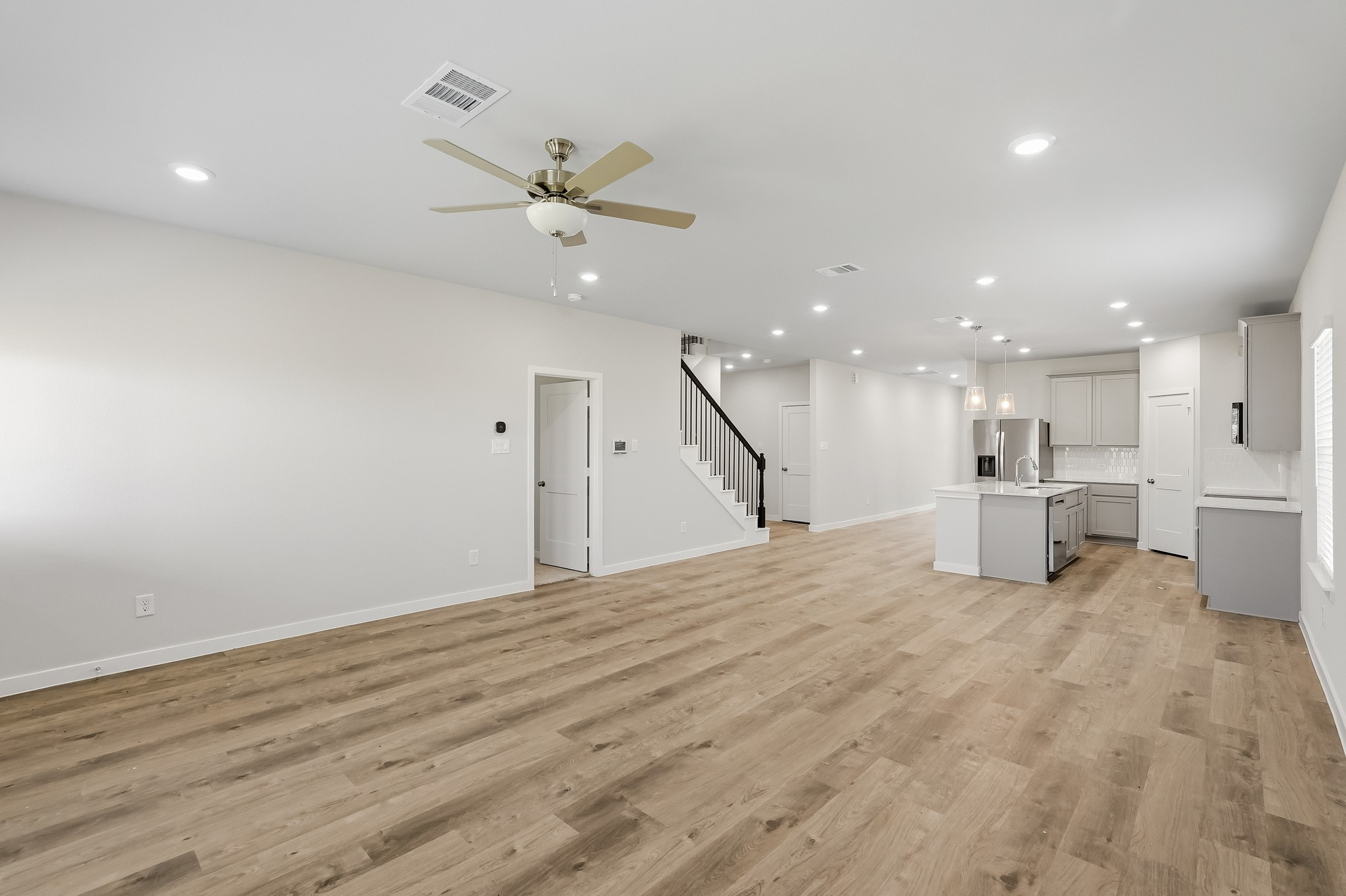 29018 Fig Vine Drive Property Photo 8