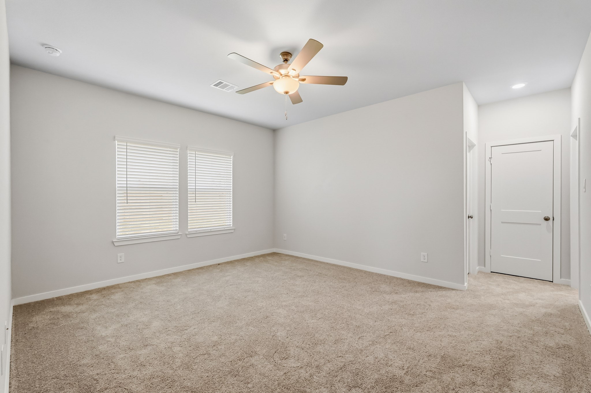 29018 Fig Vine Drive Property Photo 9
