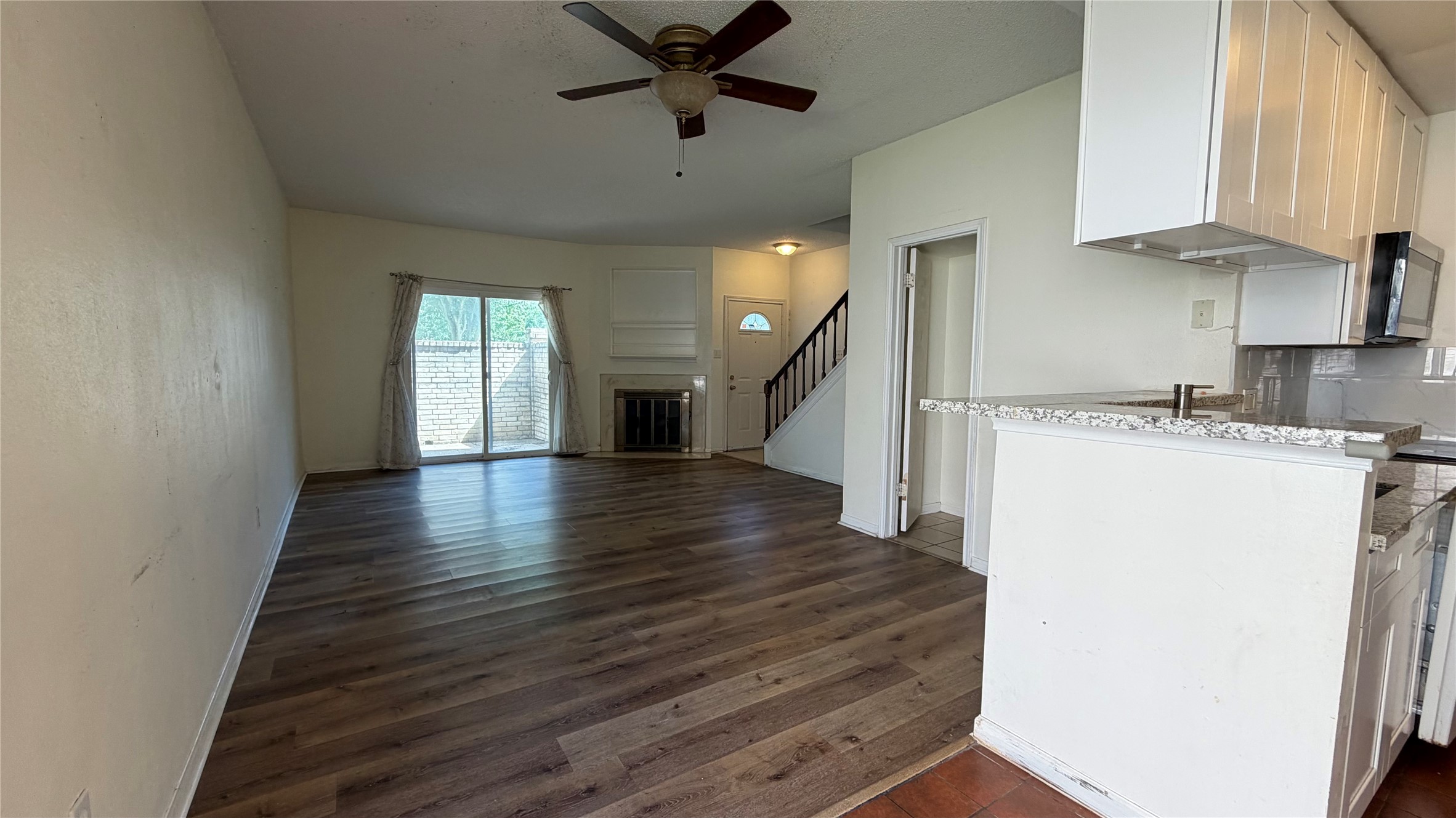 800 Country Place Drive 205 Property Photo 8