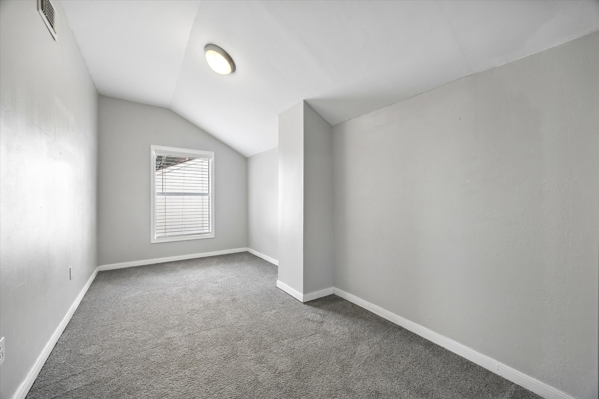 1122 New Tree Lane Property Photo 24