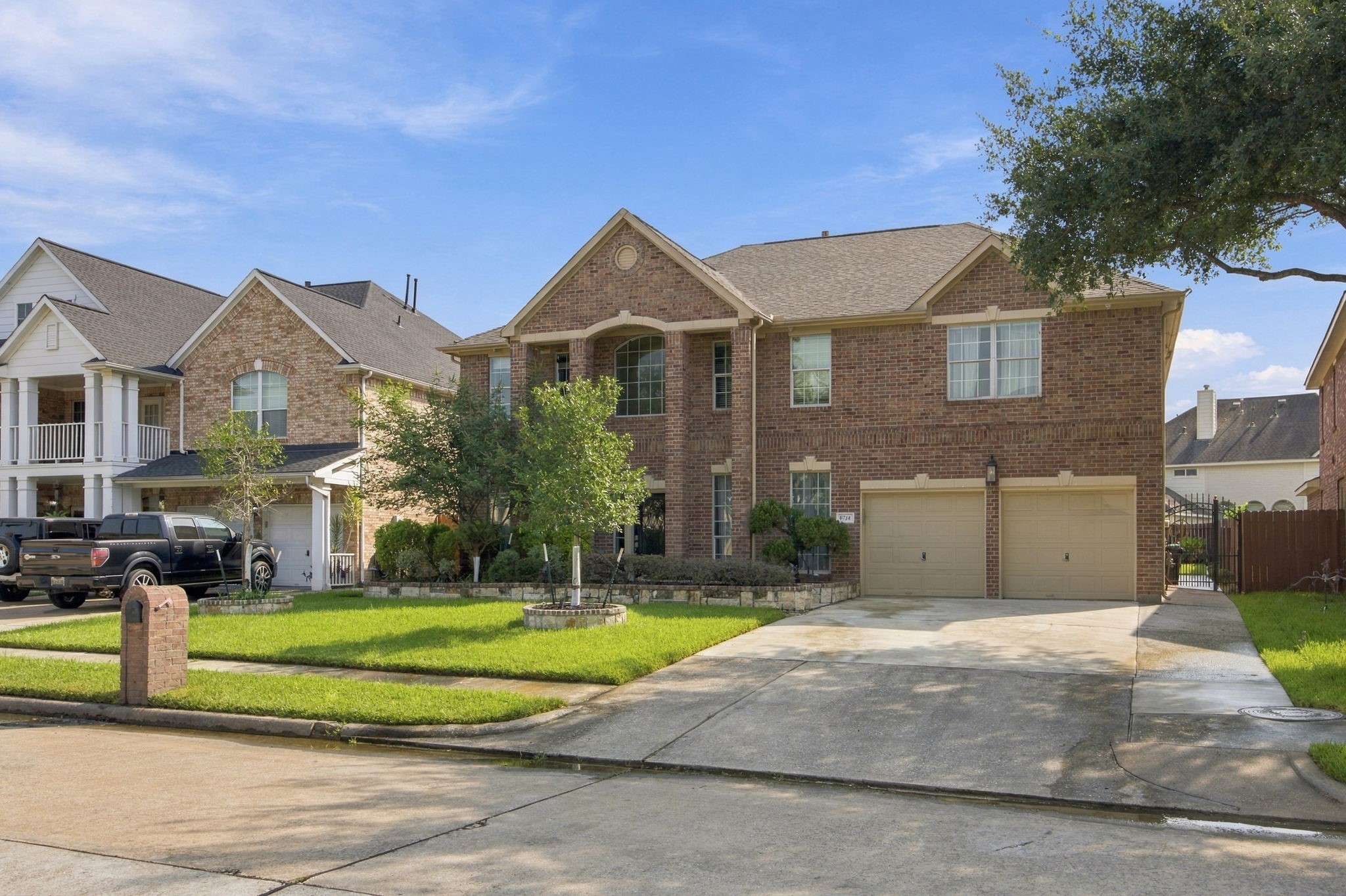 6714 Russelfield Lane Property Photo 3