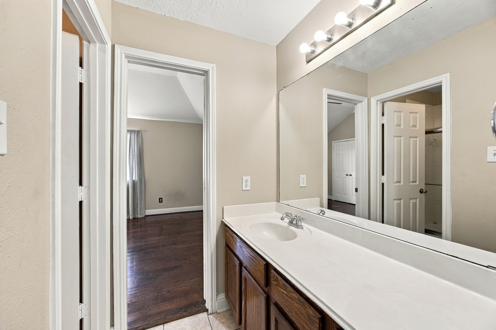 6714 Russelfield Lane Property Photo 39