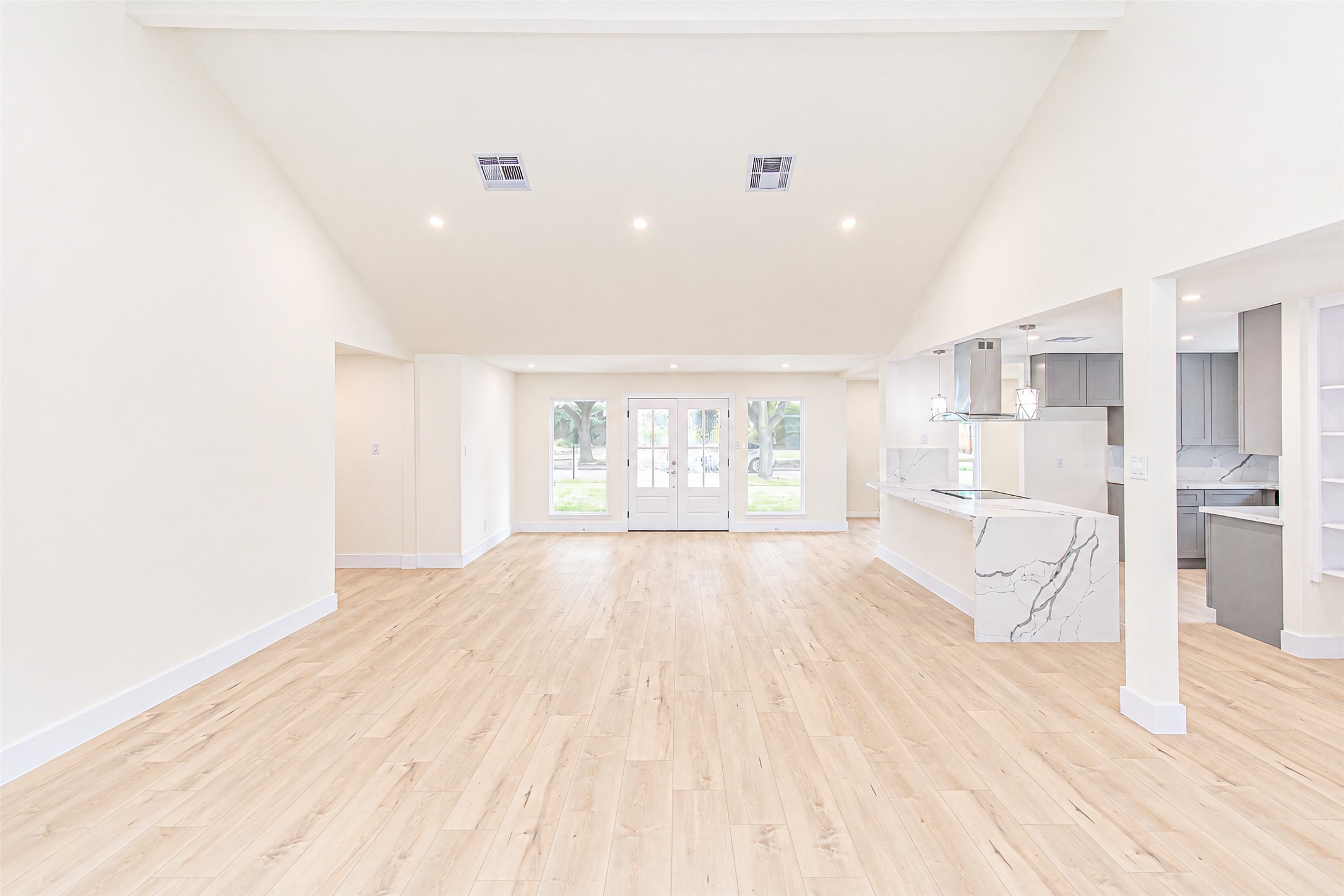 8002 Candle Lane Property Photo 2