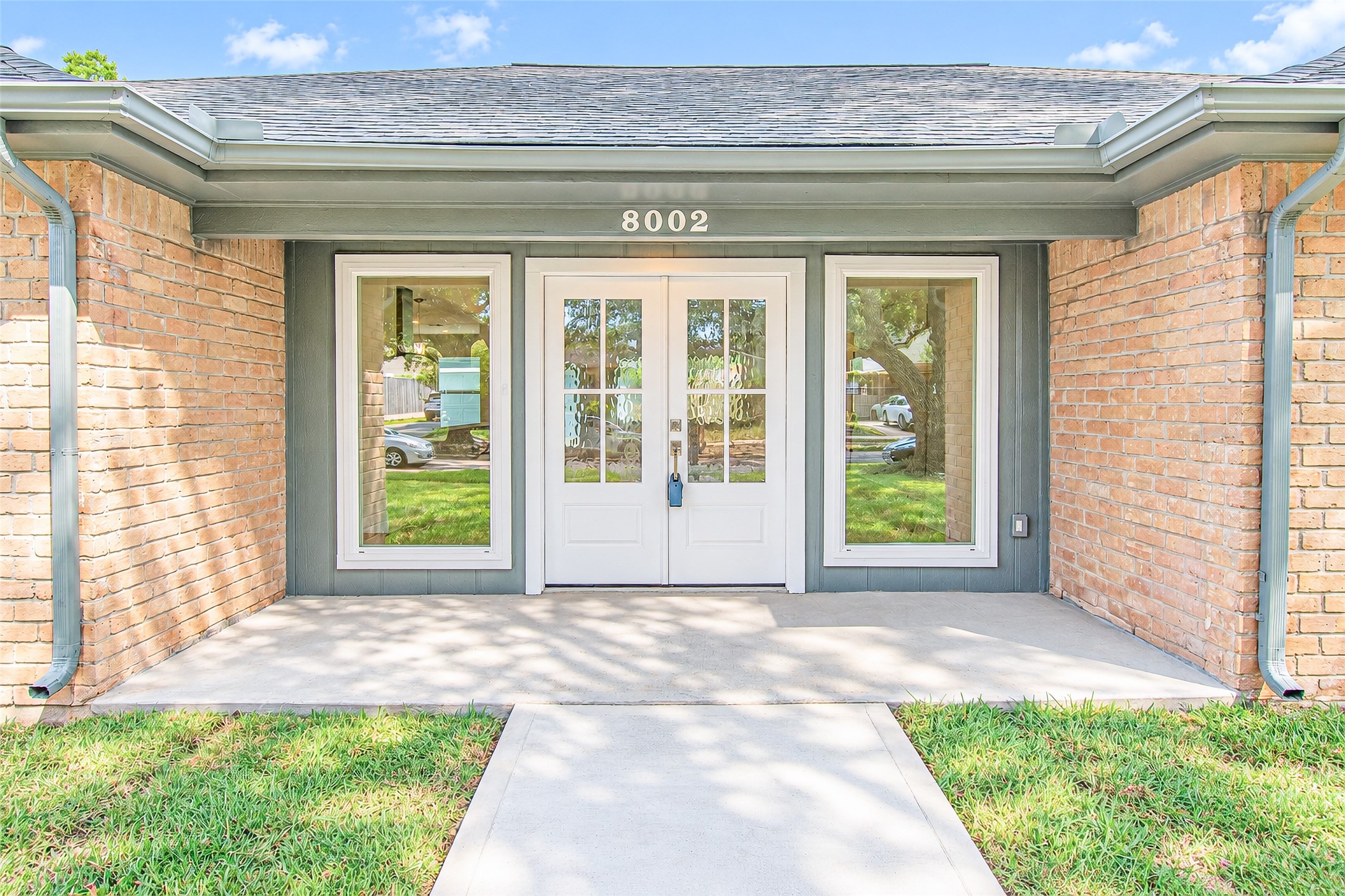 8002 Candle Lane Property Photo 4