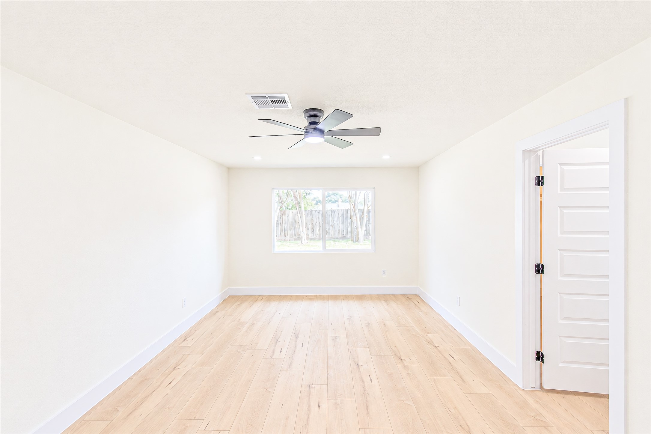 8002 Candle Lane Property Photo 28