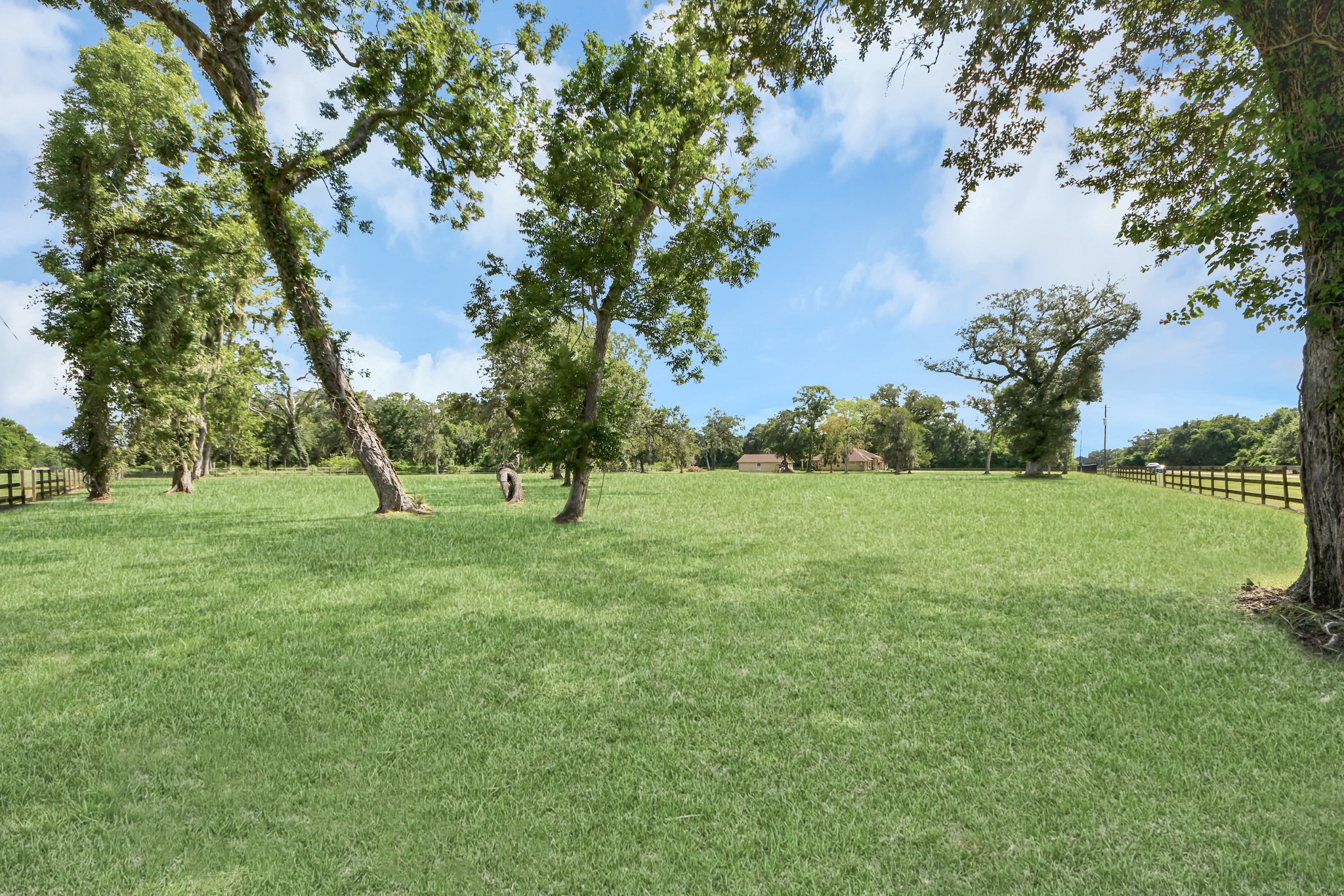 1102 W Point Drive Property Photo 35