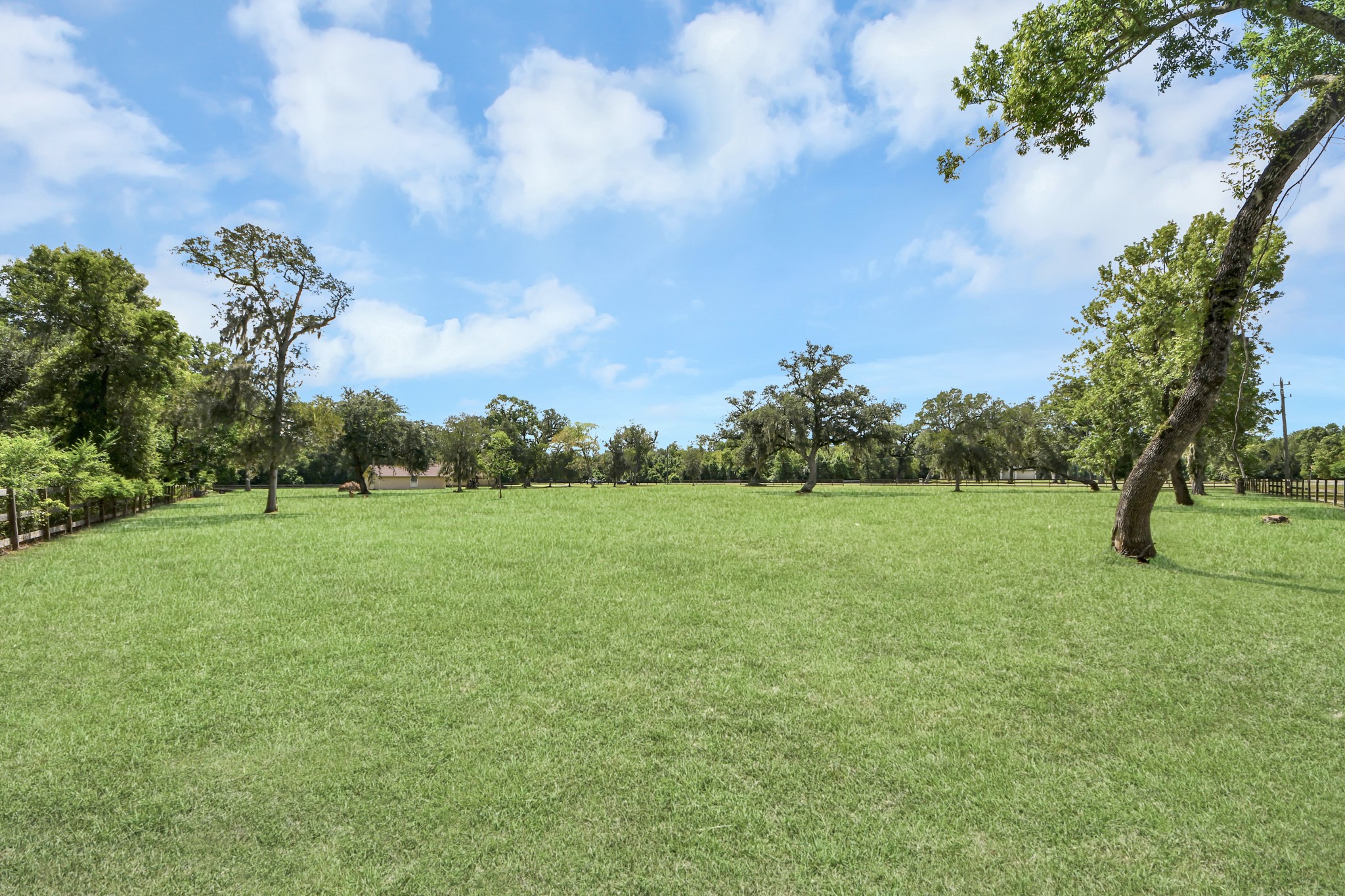 1102 W Point Drive Property Photo 36