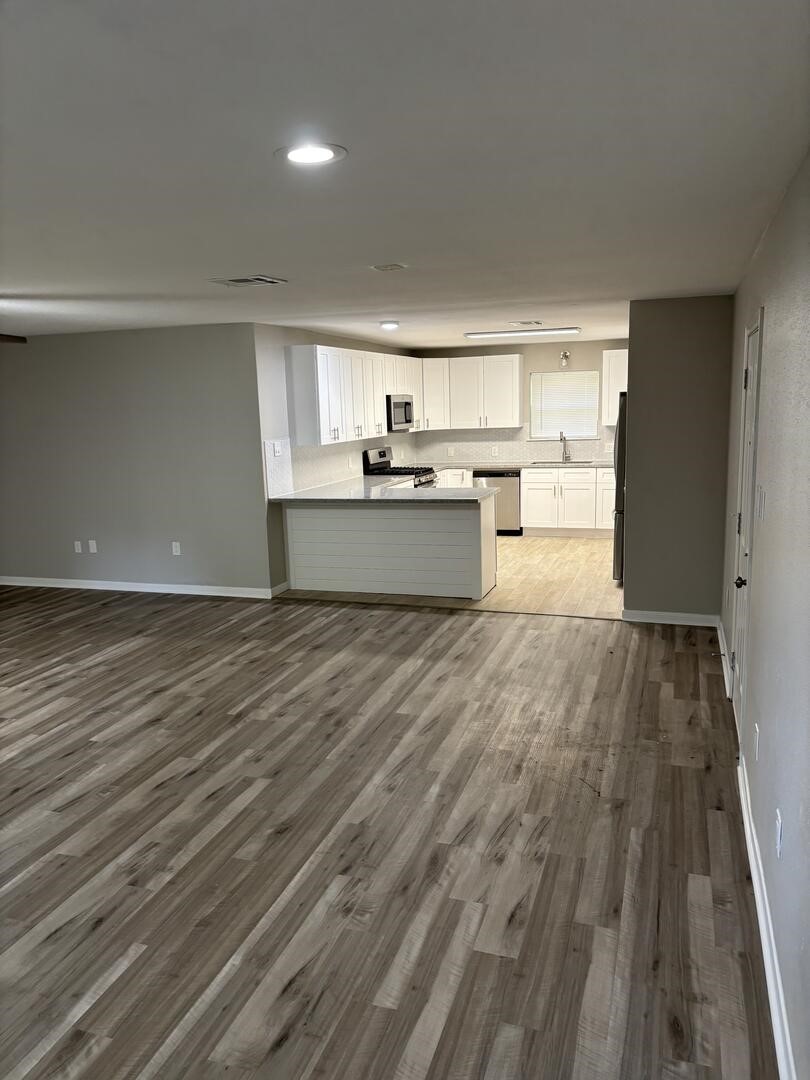 26019 Leafywood Drive Property Photo 6