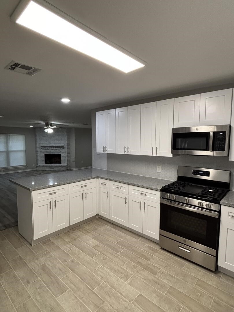 26019 Leafywood Drive Property Photo 8